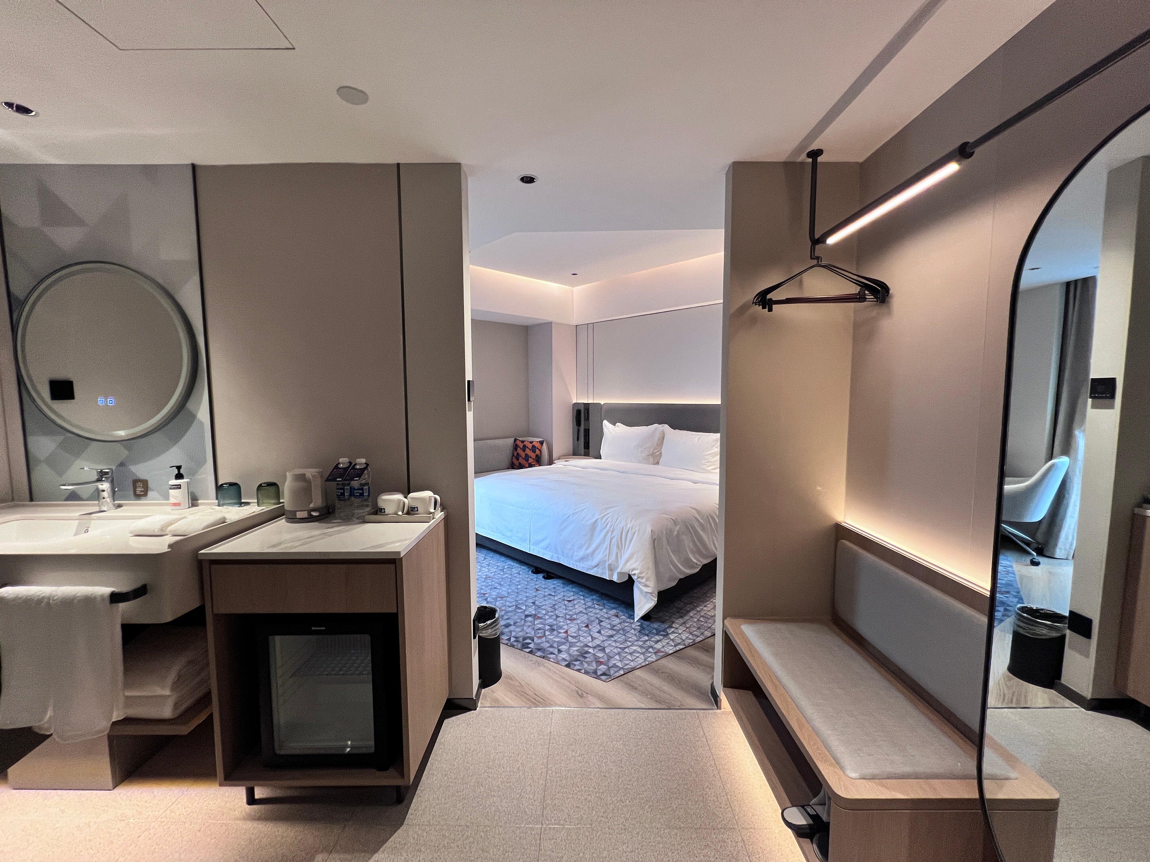 Double King Size Bed