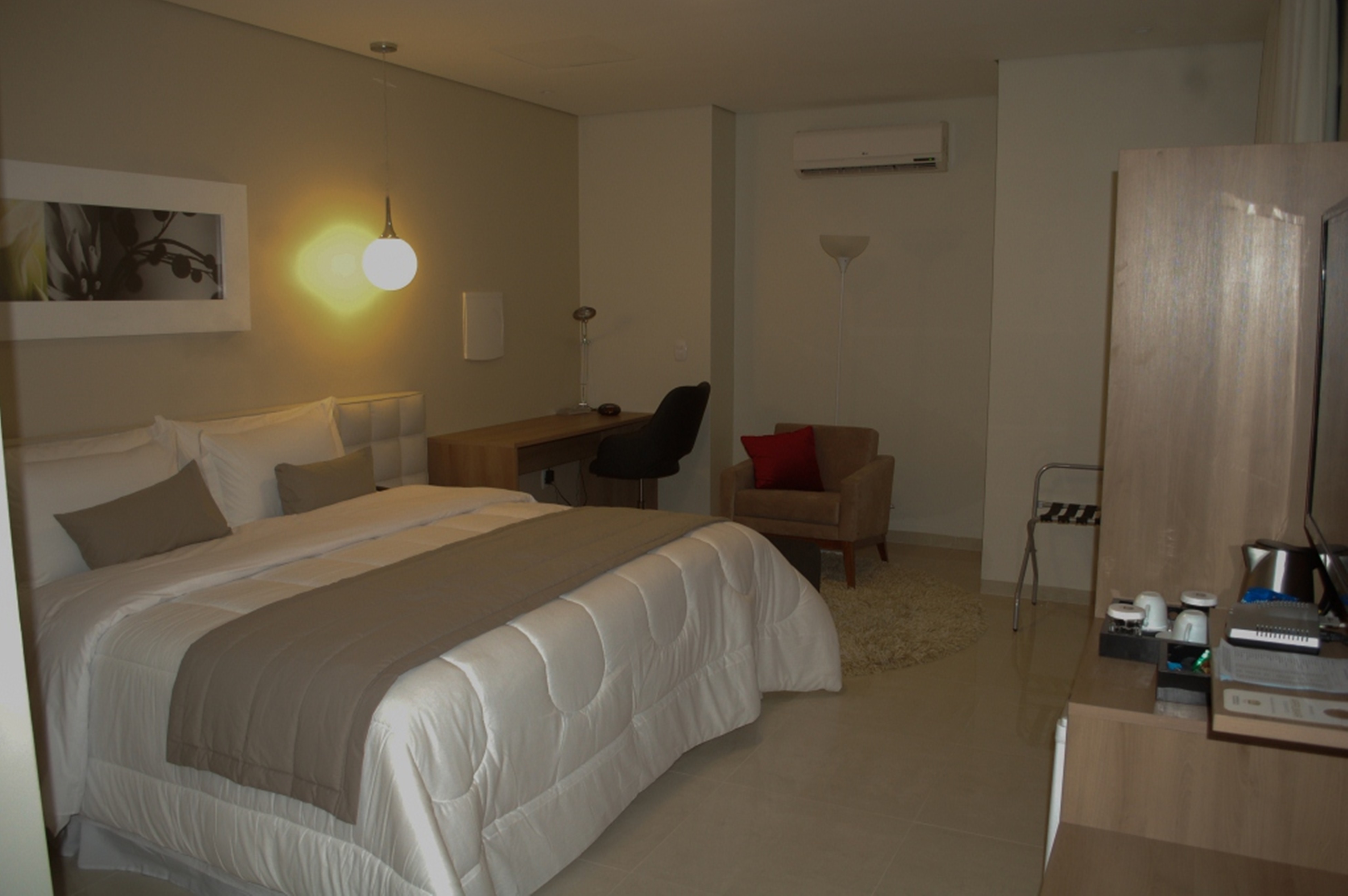 Double Superior Queen Bed