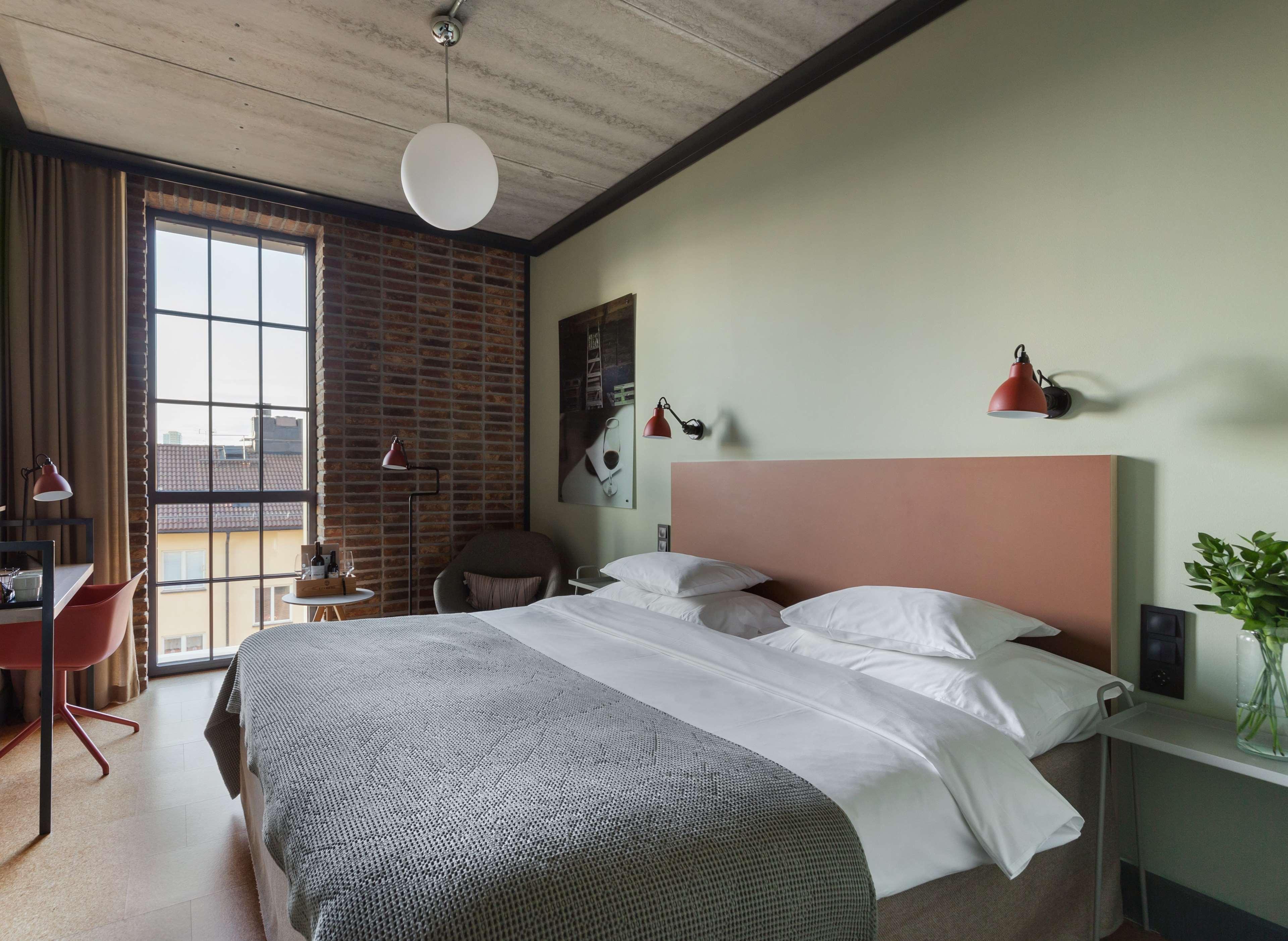 Double Superior King Bed