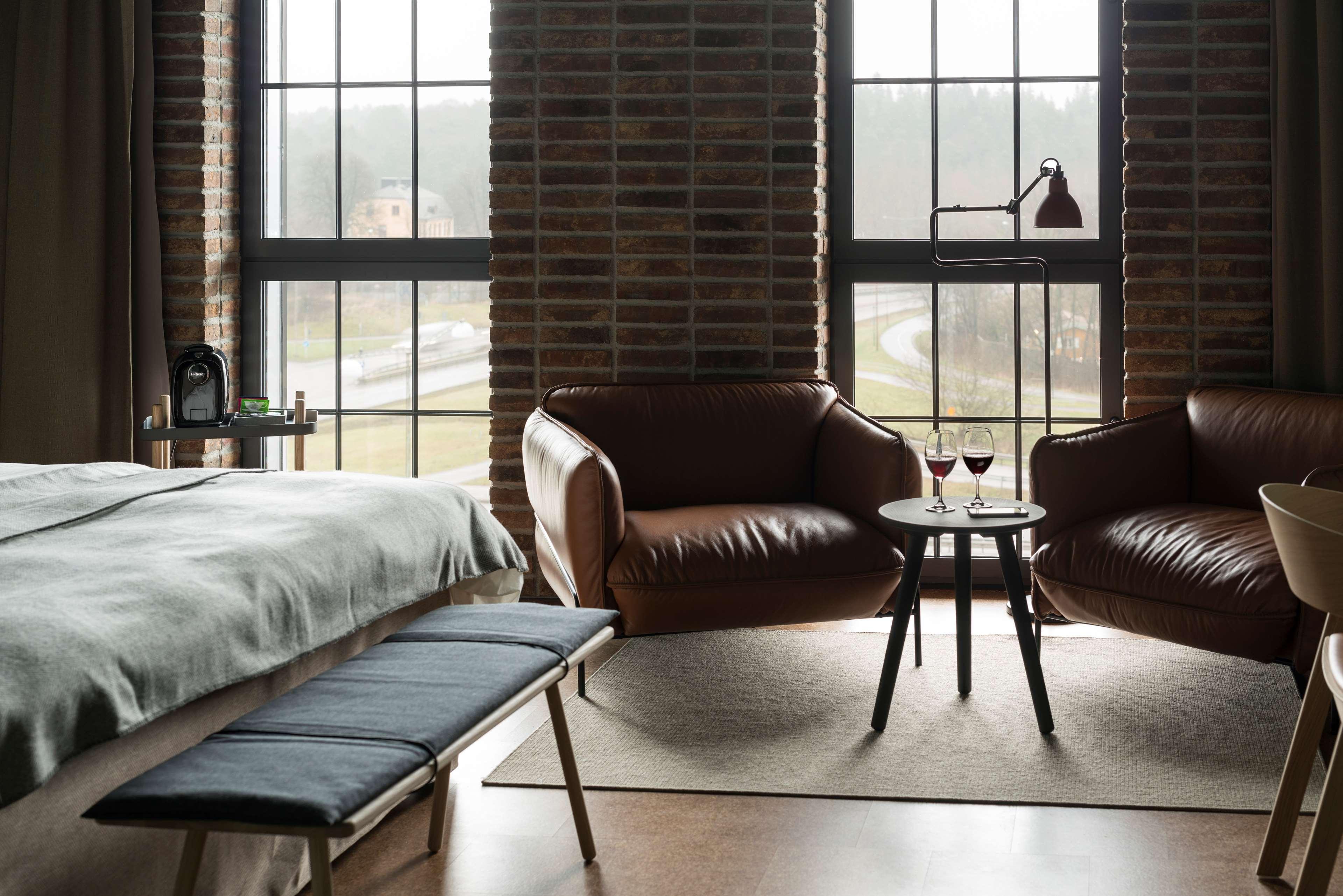 Double Deluxe King Bed