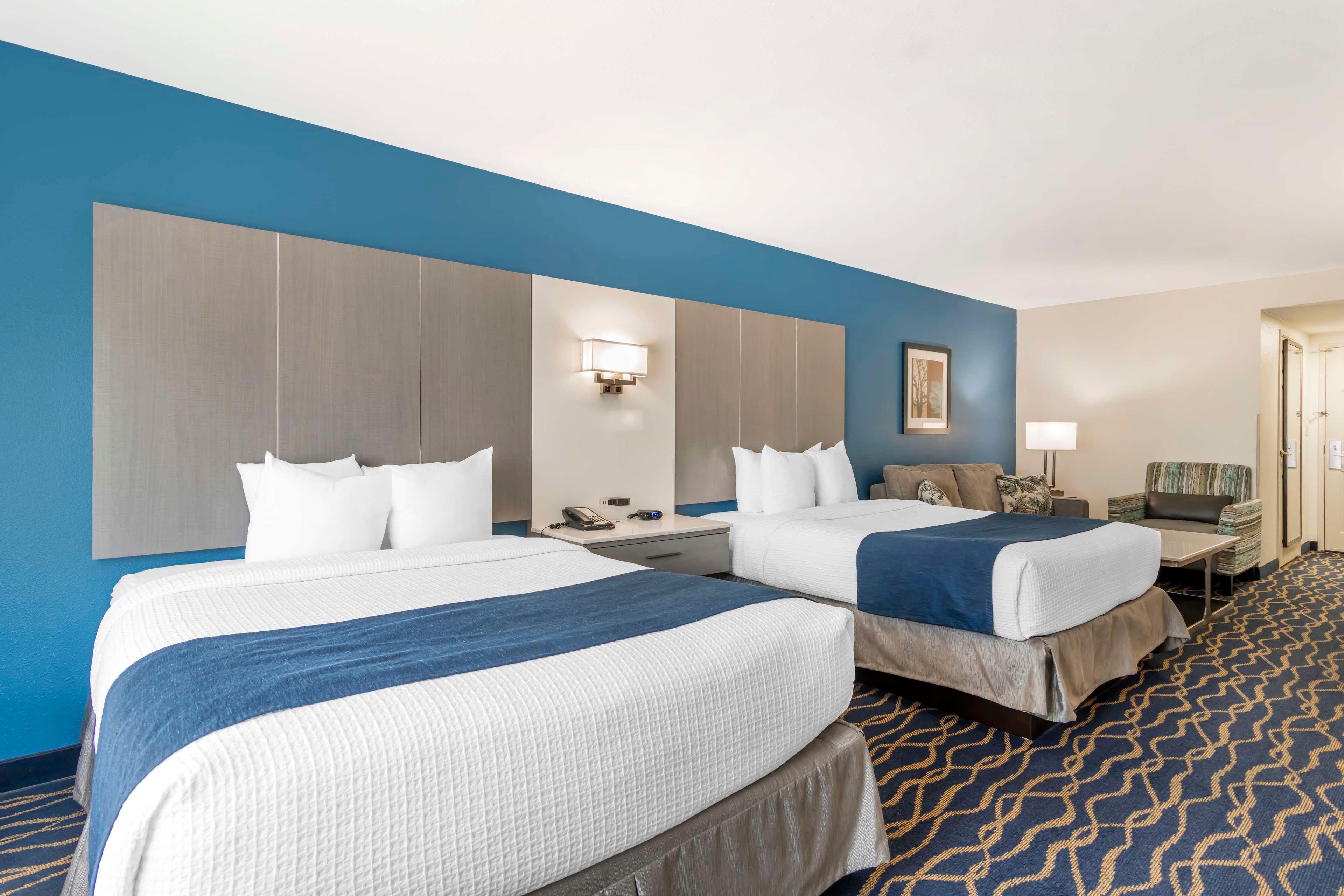 Room Executive Two Queen Beds