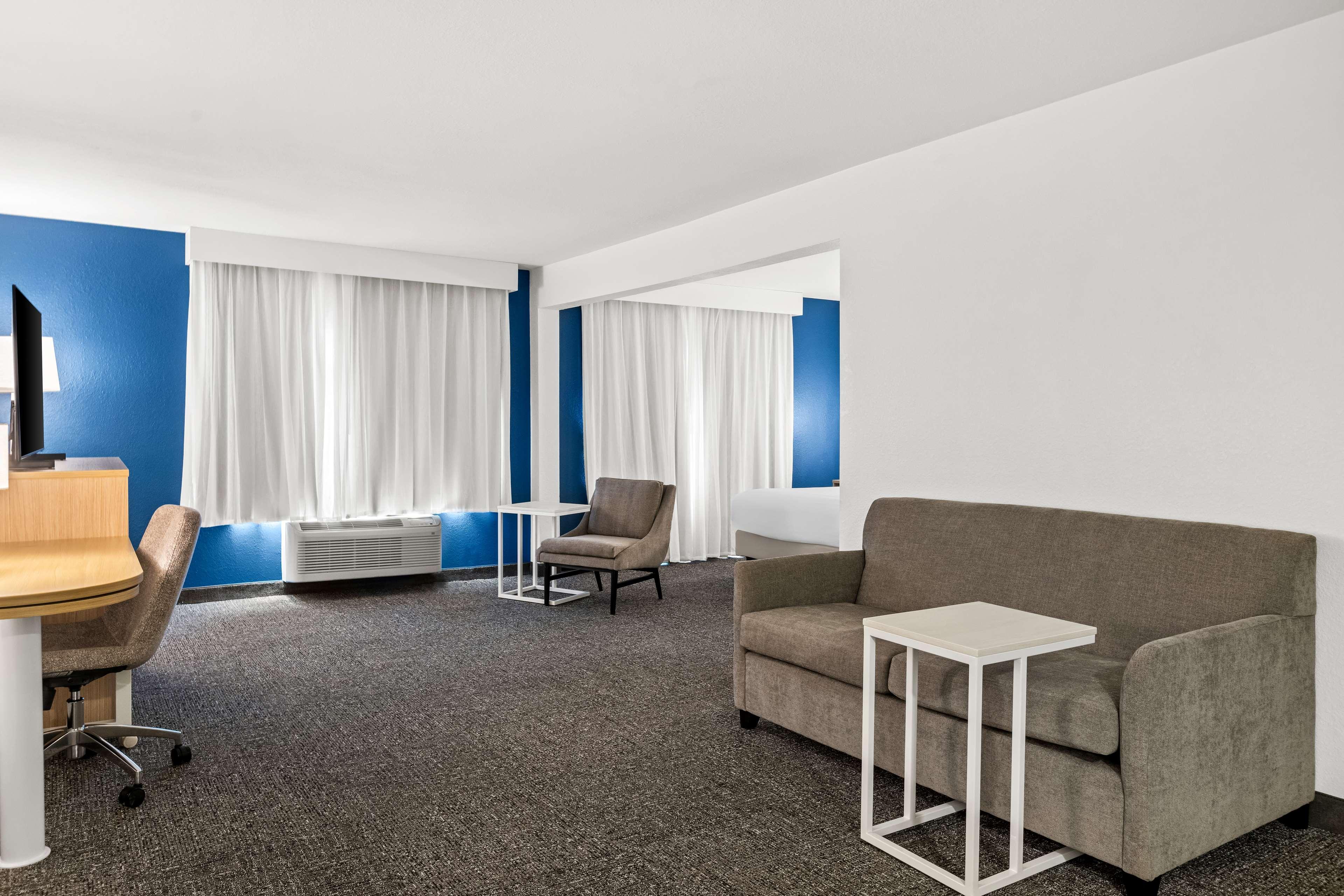 Studio King Size Bed