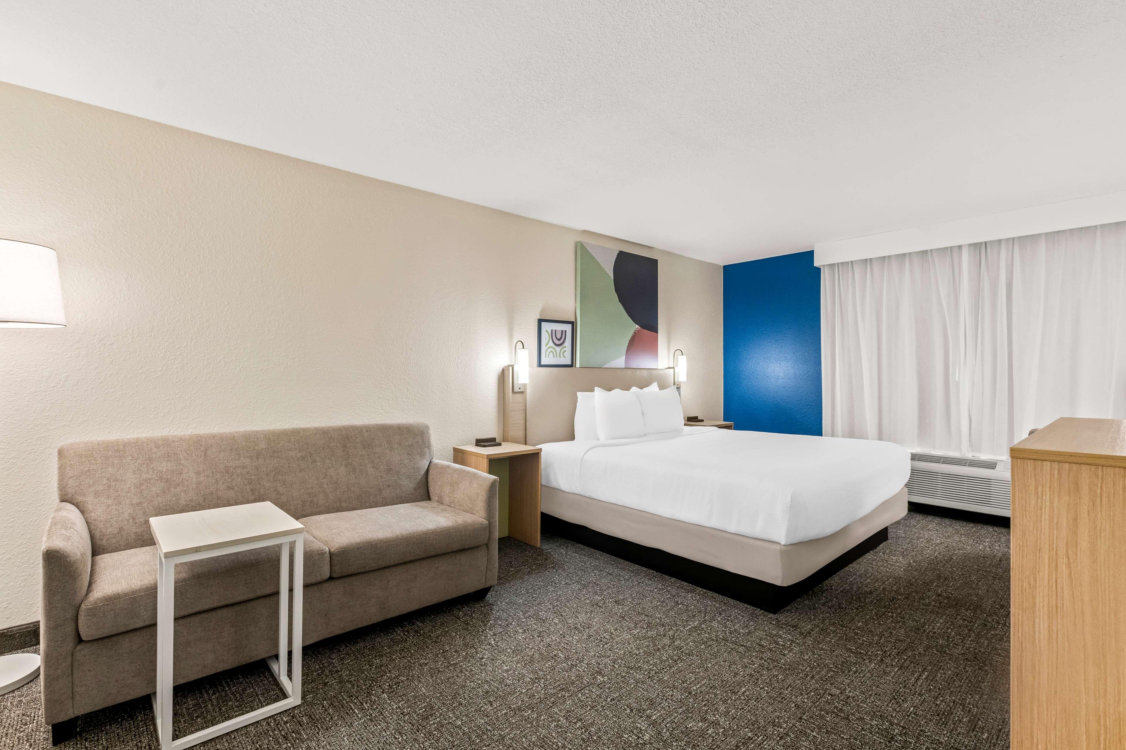 Double Accessible King Size Bed