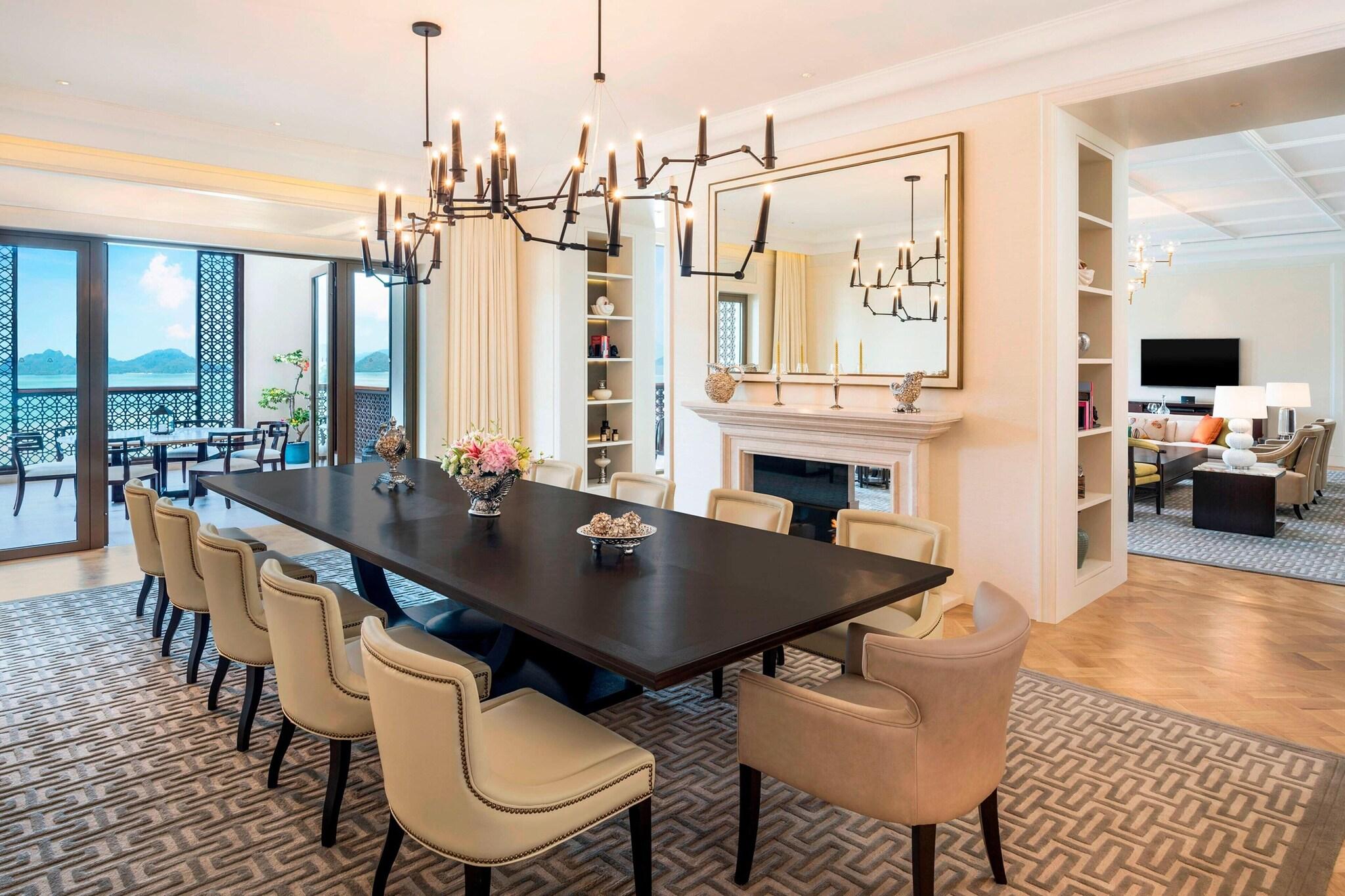 Suite Sea View King Bed