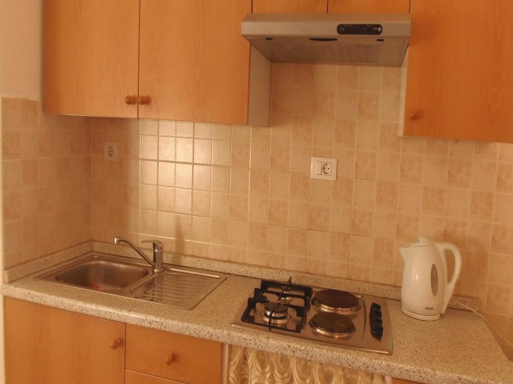 Apartment Capacity 6