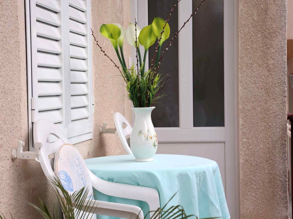 Apartment Capacity 4