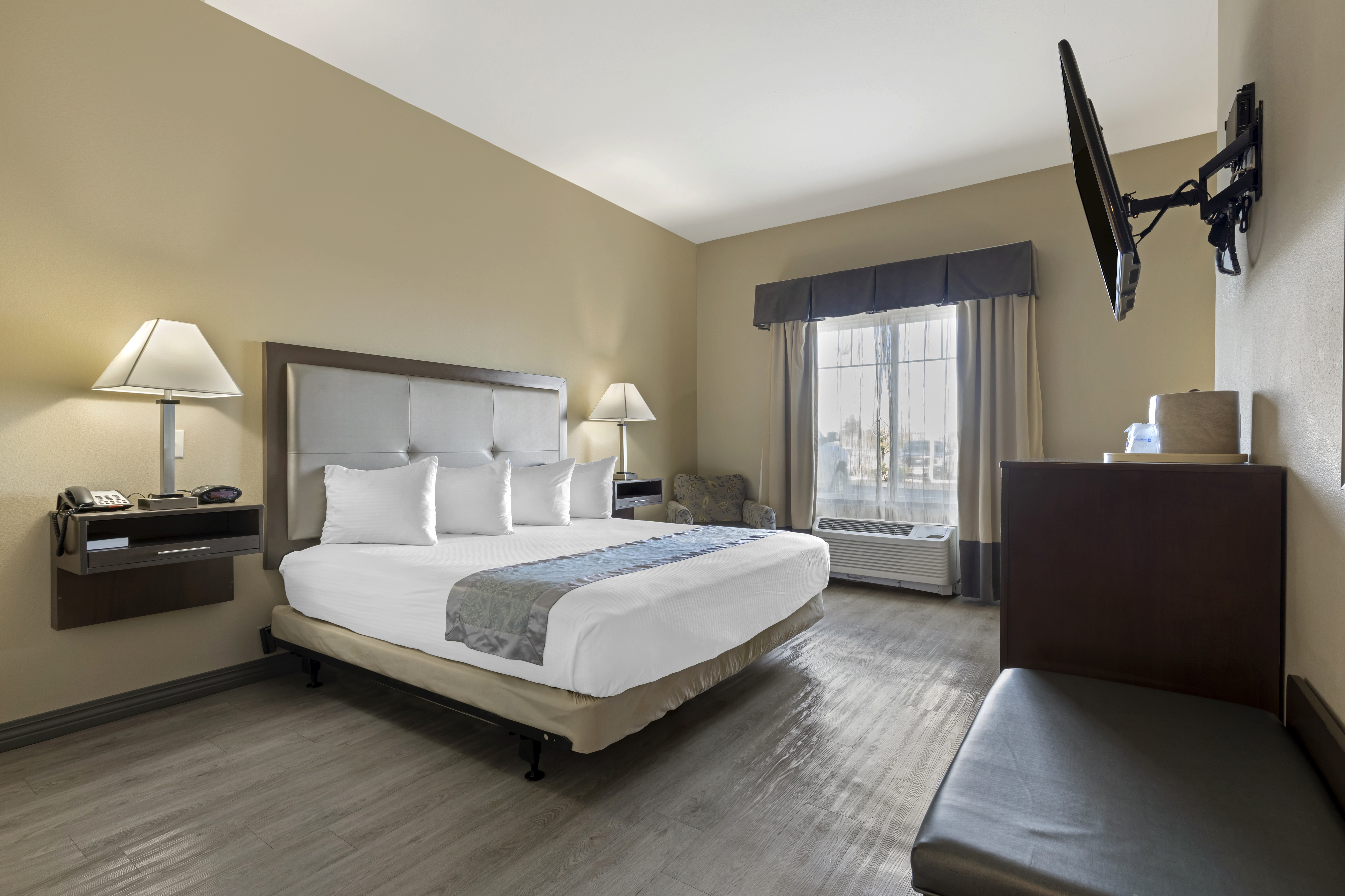 Suite King Bed Non Smoking