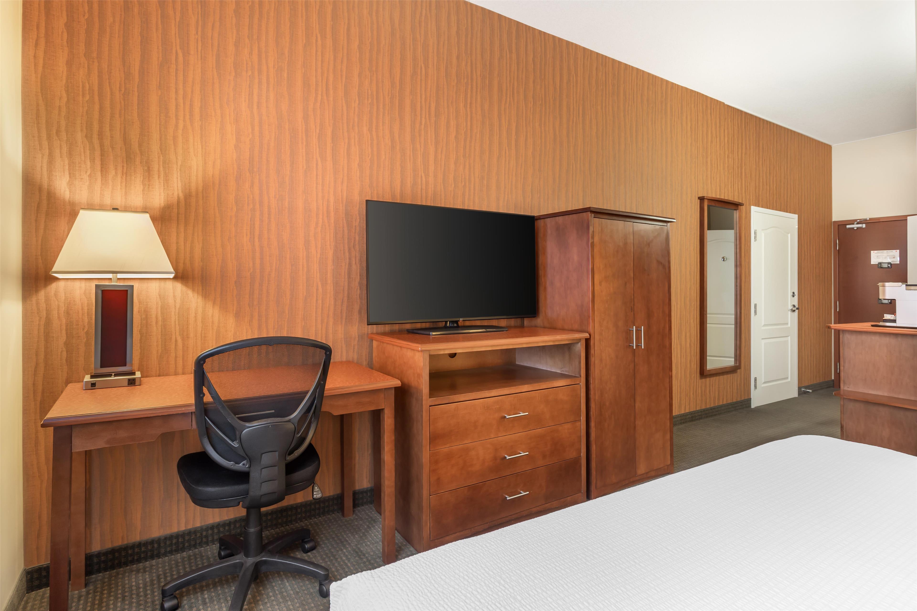 Double Accessible King Size Bed