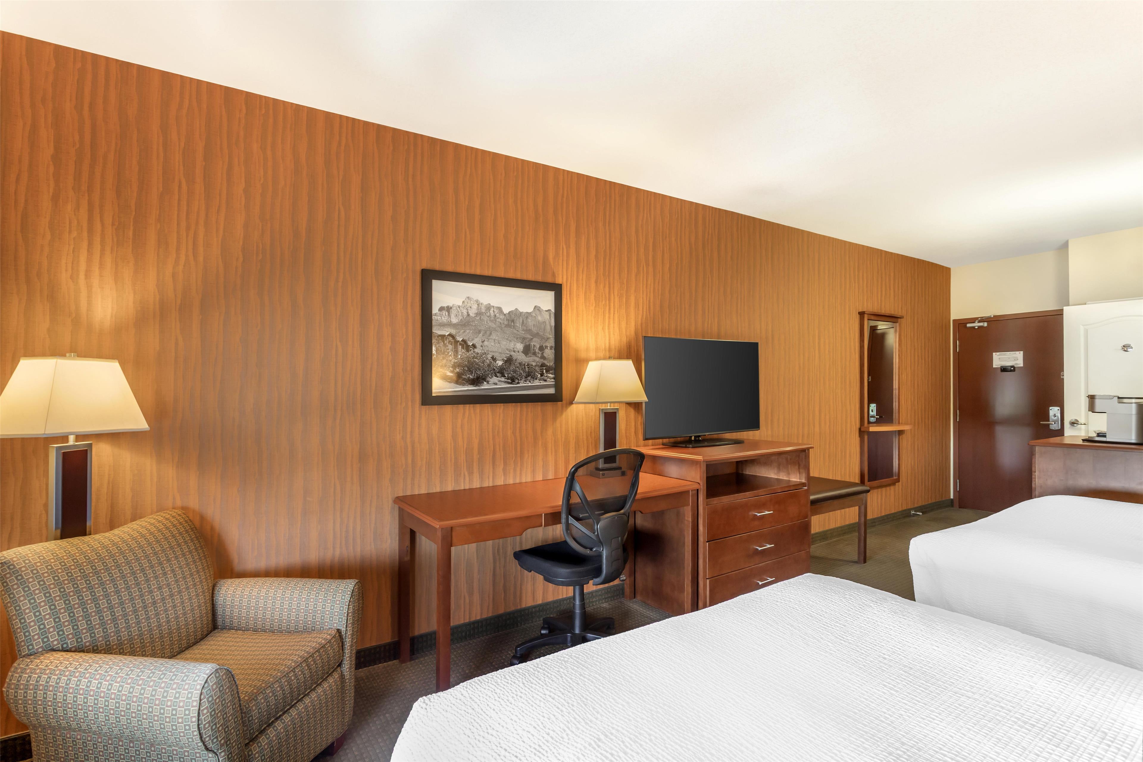 Double Two Queen Beds