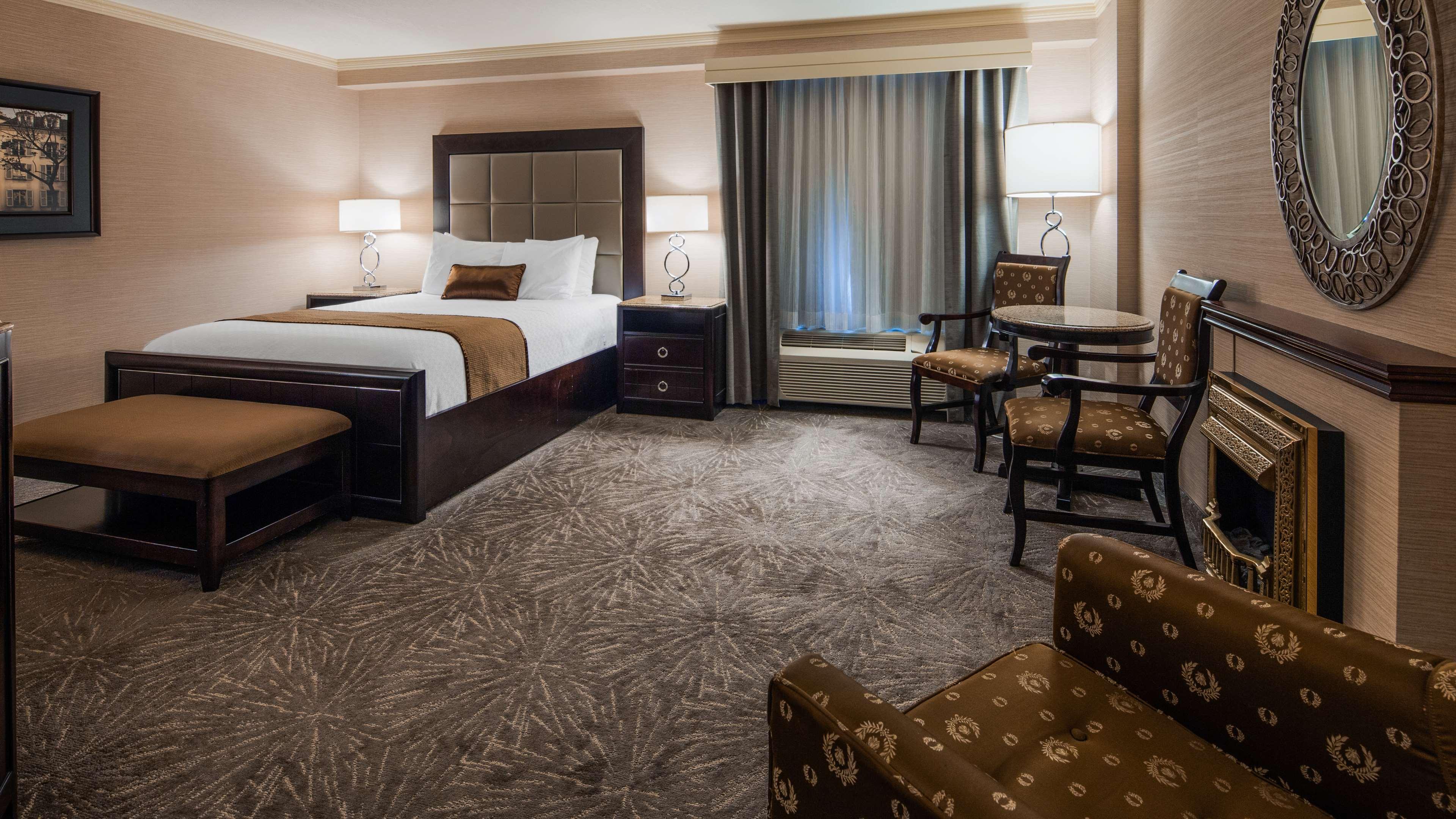 Double Queen Bed Non Smoking