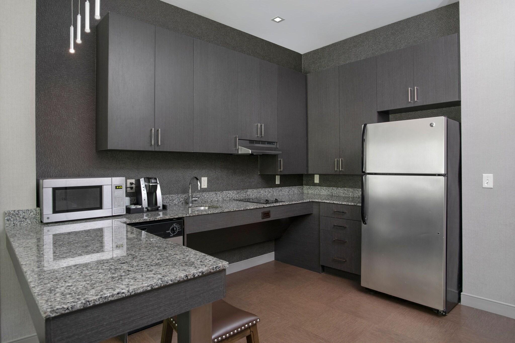 Suite King Bed One Bedroom 