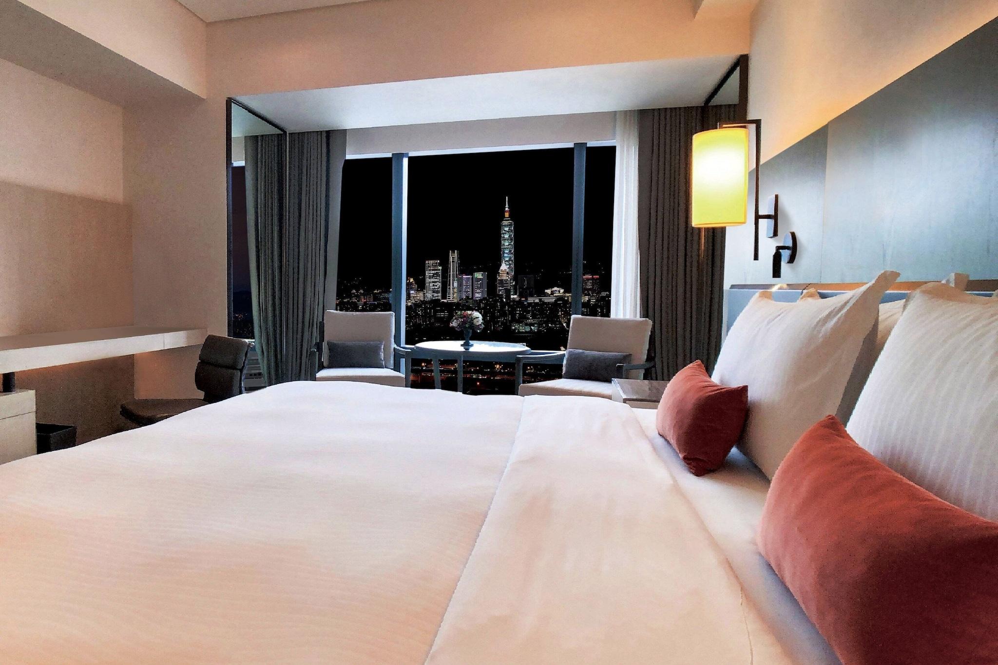 Double Premier King Bed