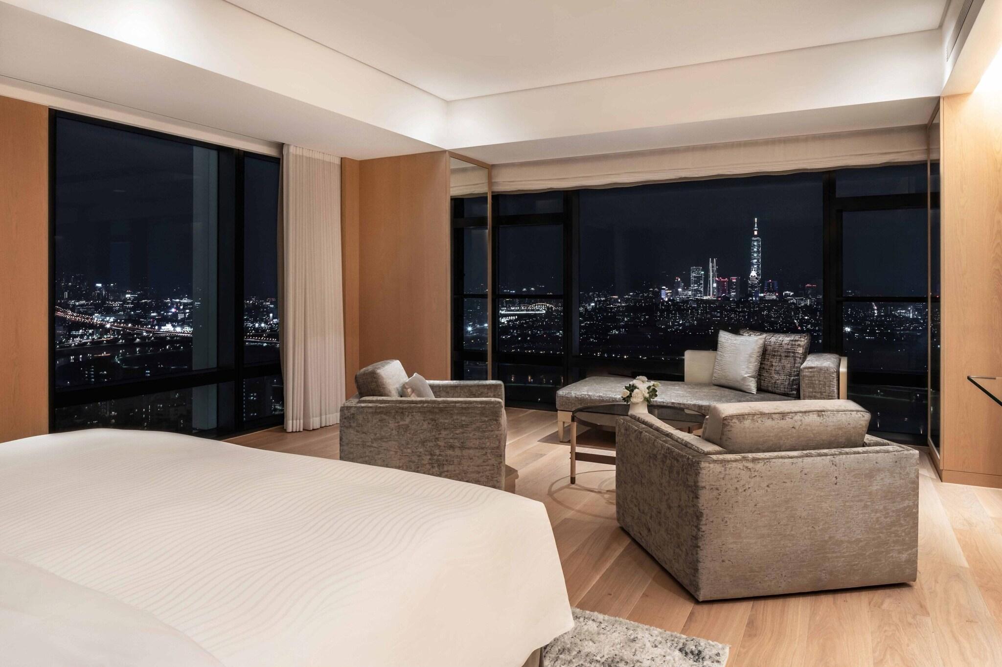 Suite Executive King Bed