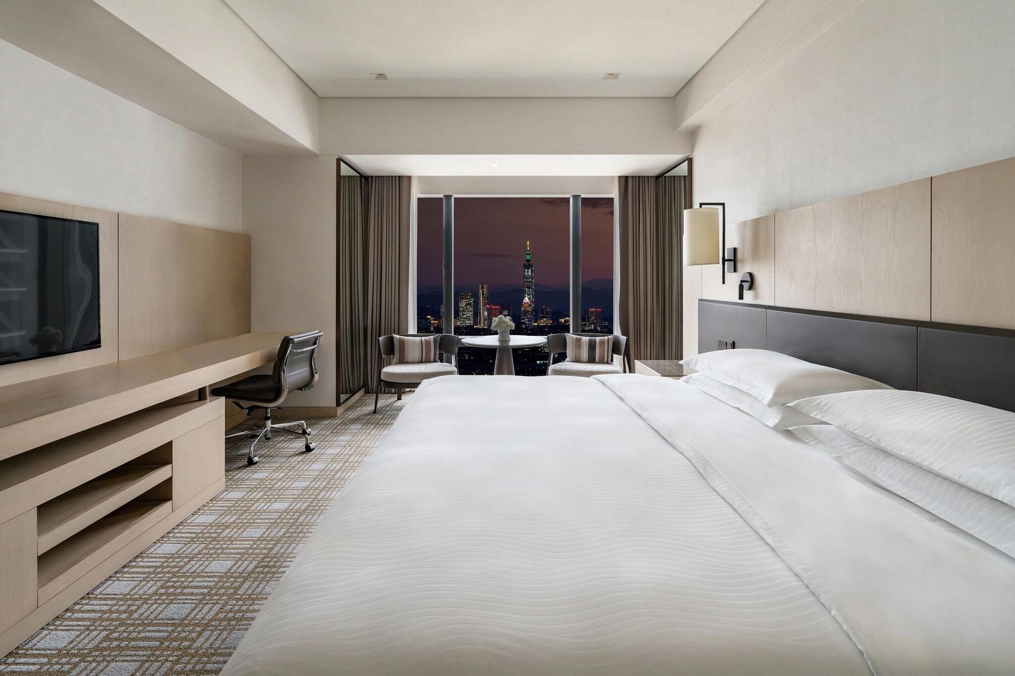 Double Premier King Bed