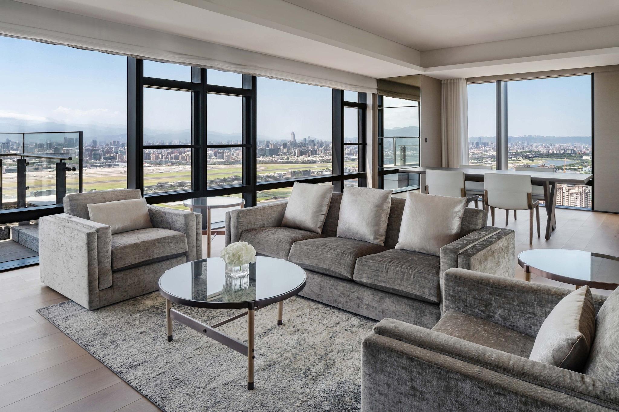 Suite Executive King Bed