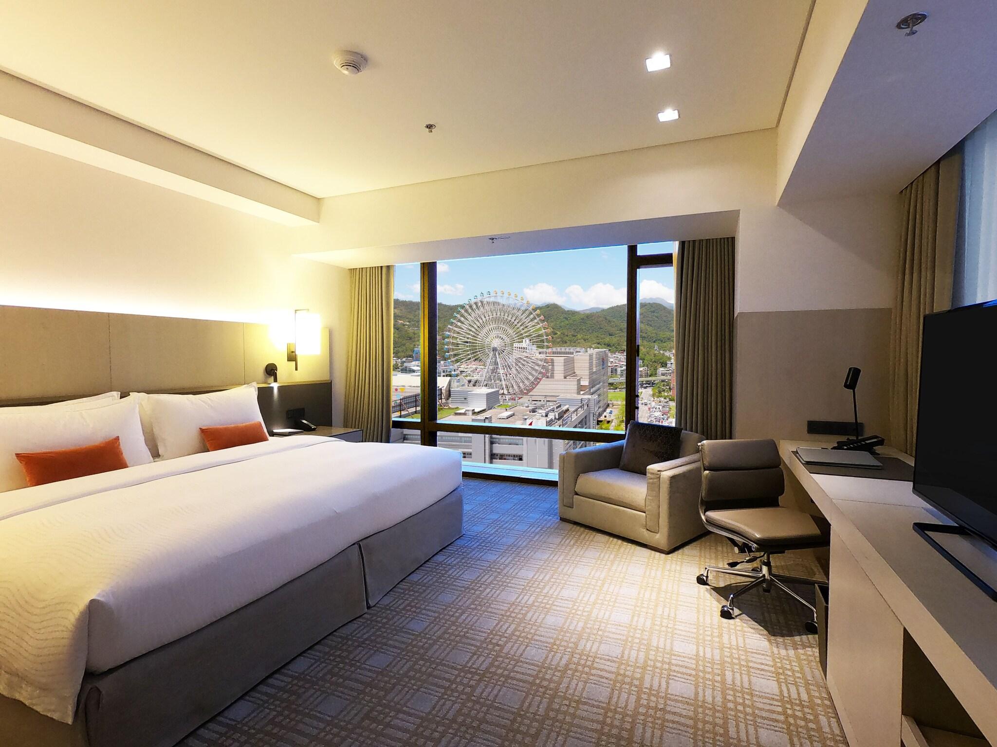 Double Classic King Bed