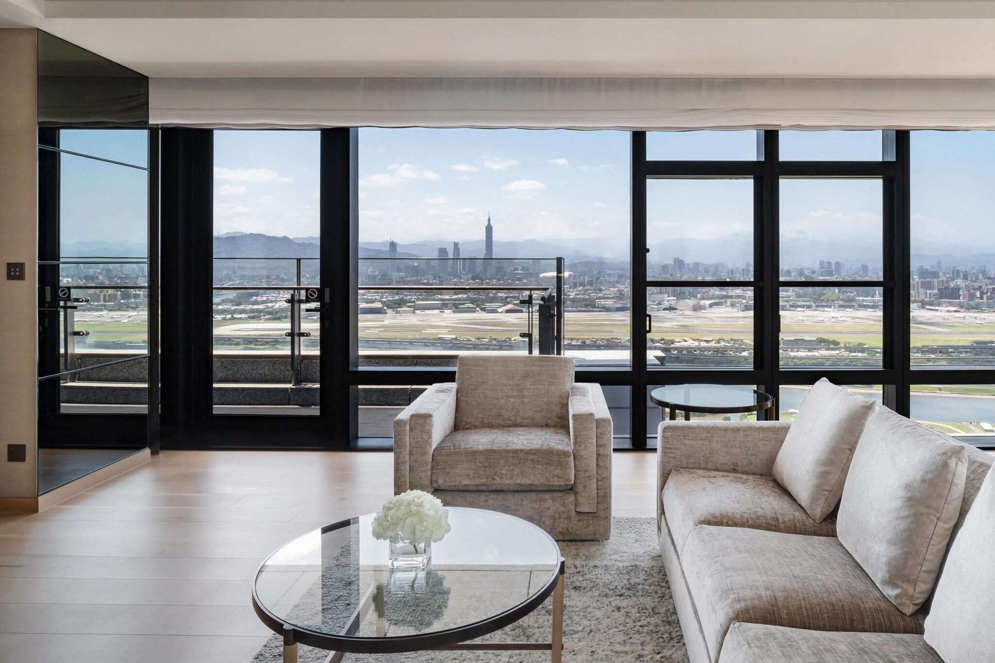 Suite Executive King Bed