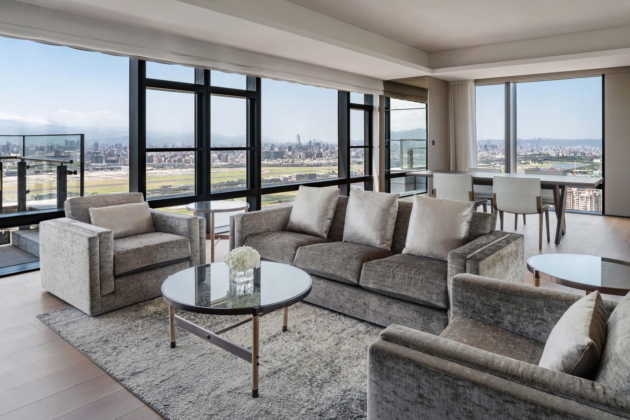 Suite Executive King Bed