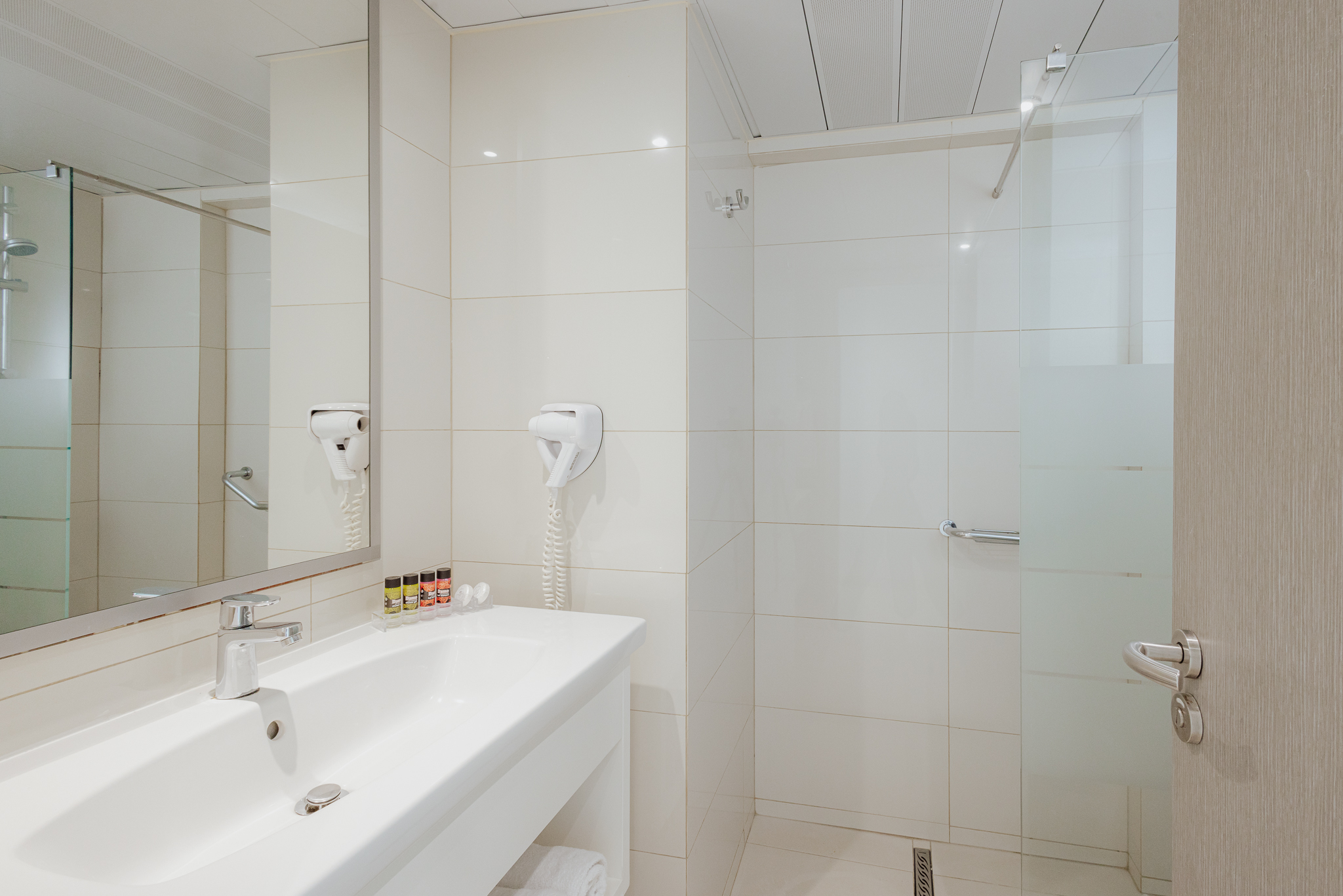 Double or Twin Standard