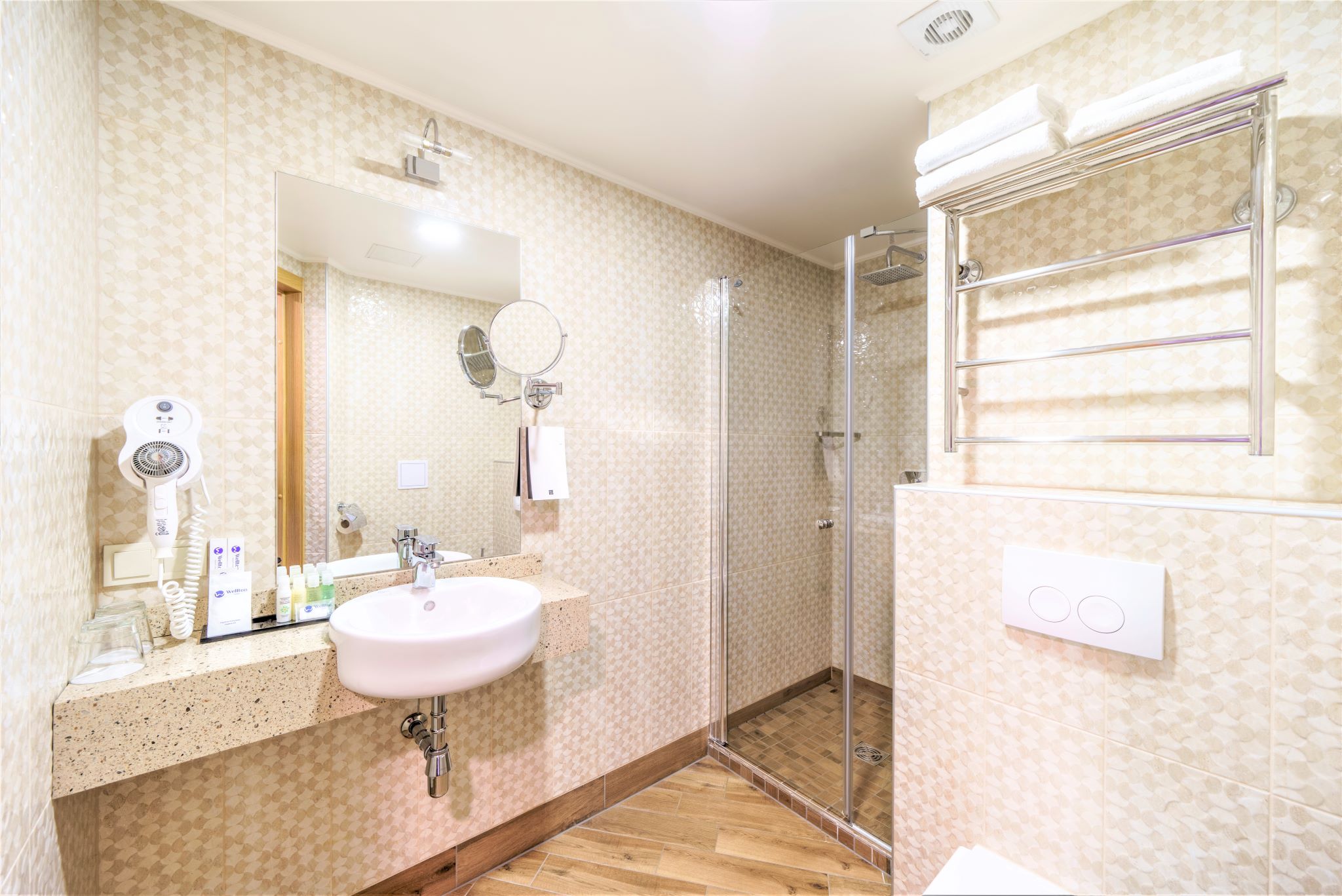 Double or Twin Superior