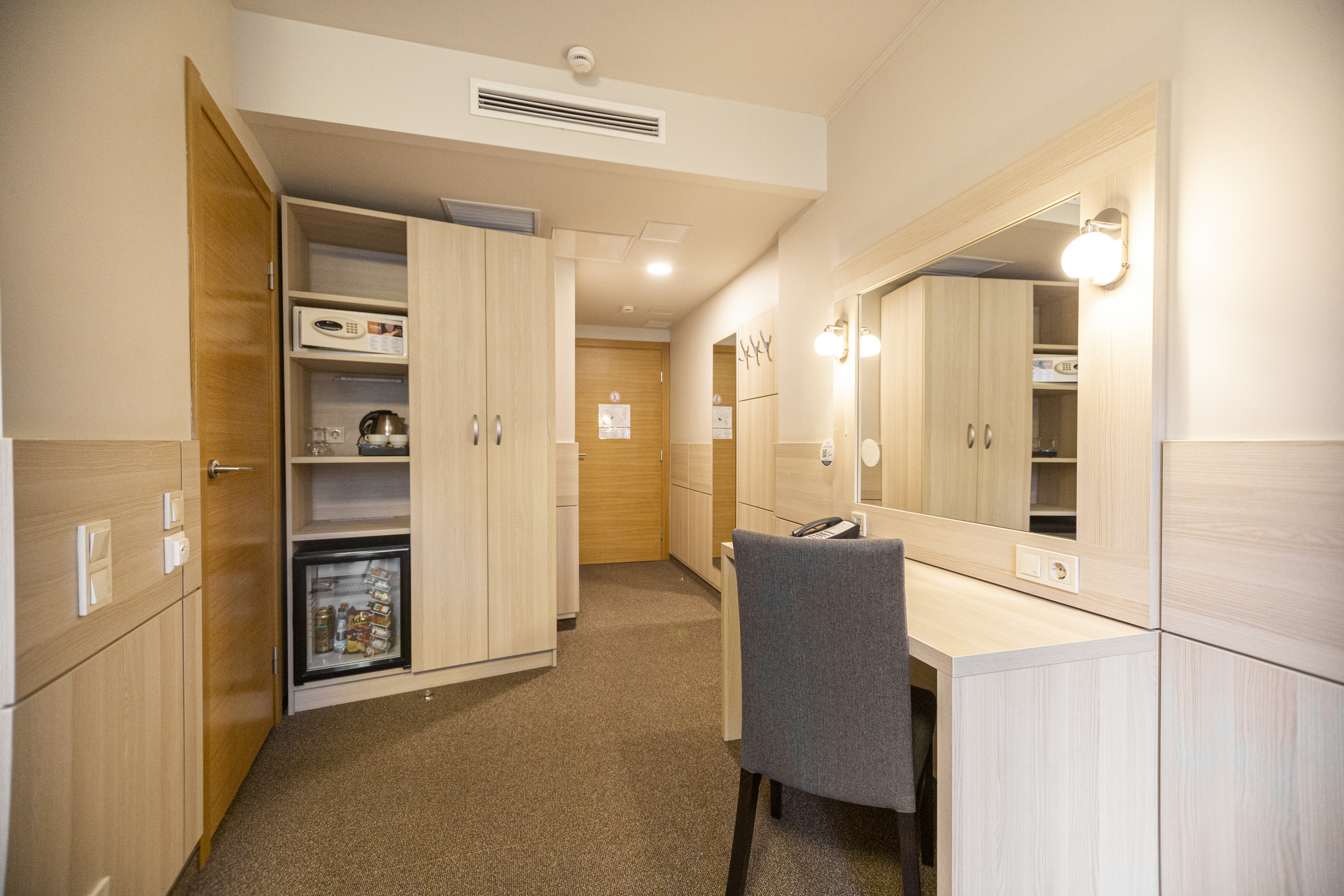 Double or Twin Standard