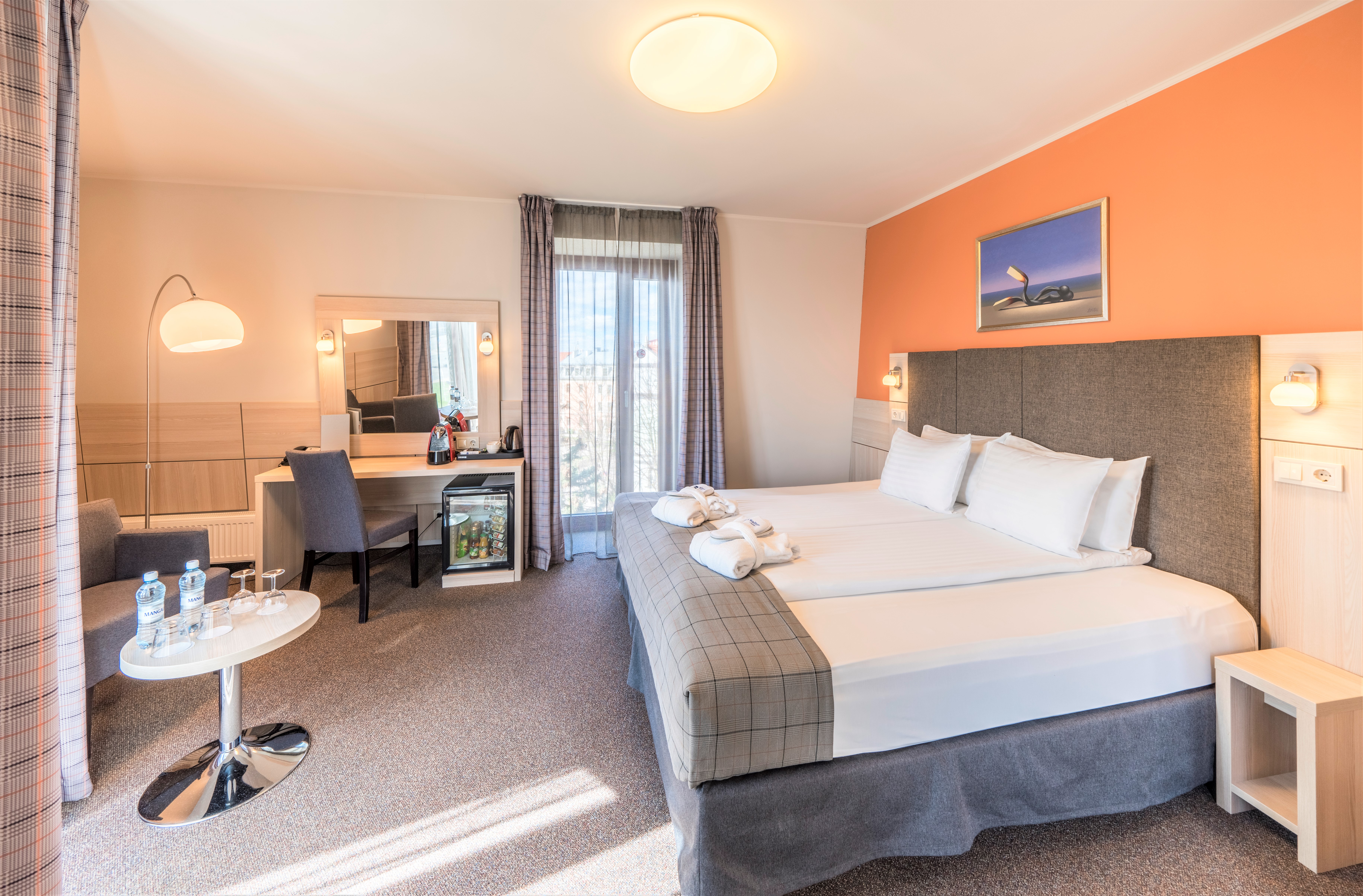 Double or Twin Standard