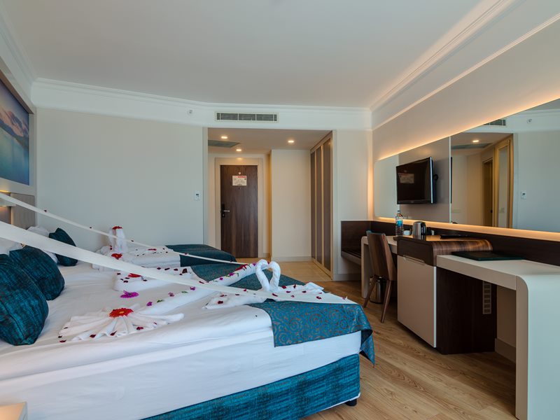 Family Room Connecting Room