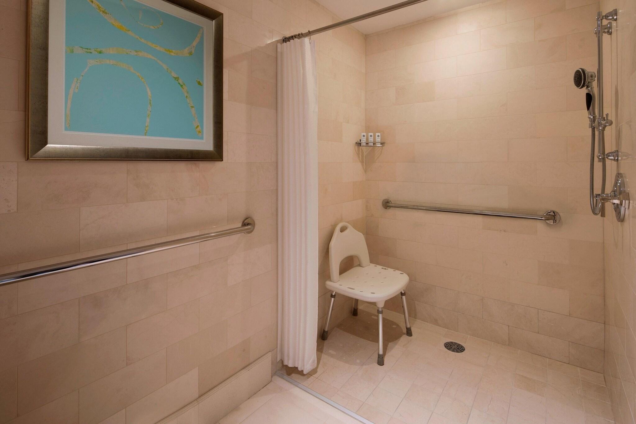 Double Deluxe Two Queen Beds