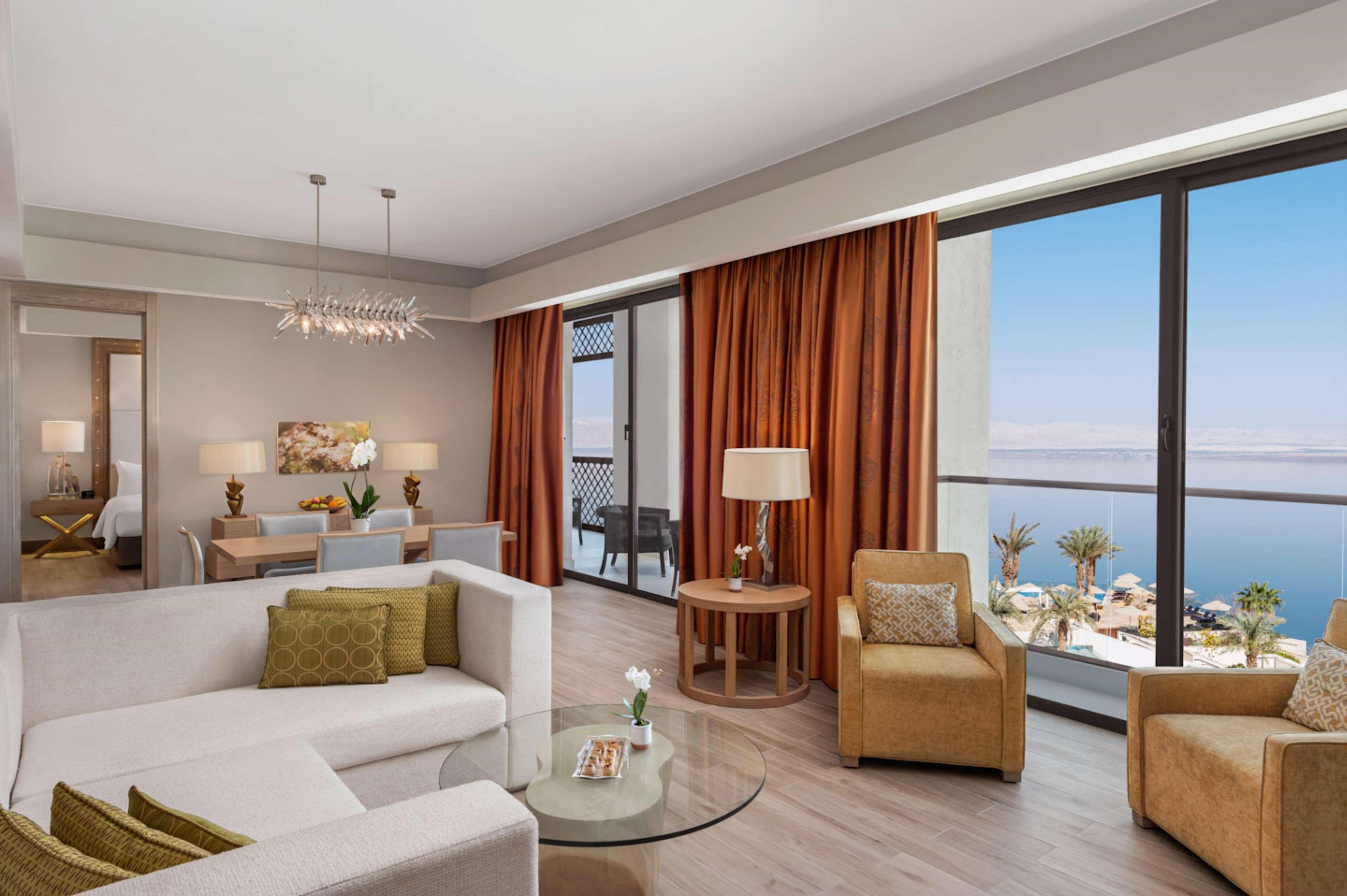 Suite Deluxe One Bedroom