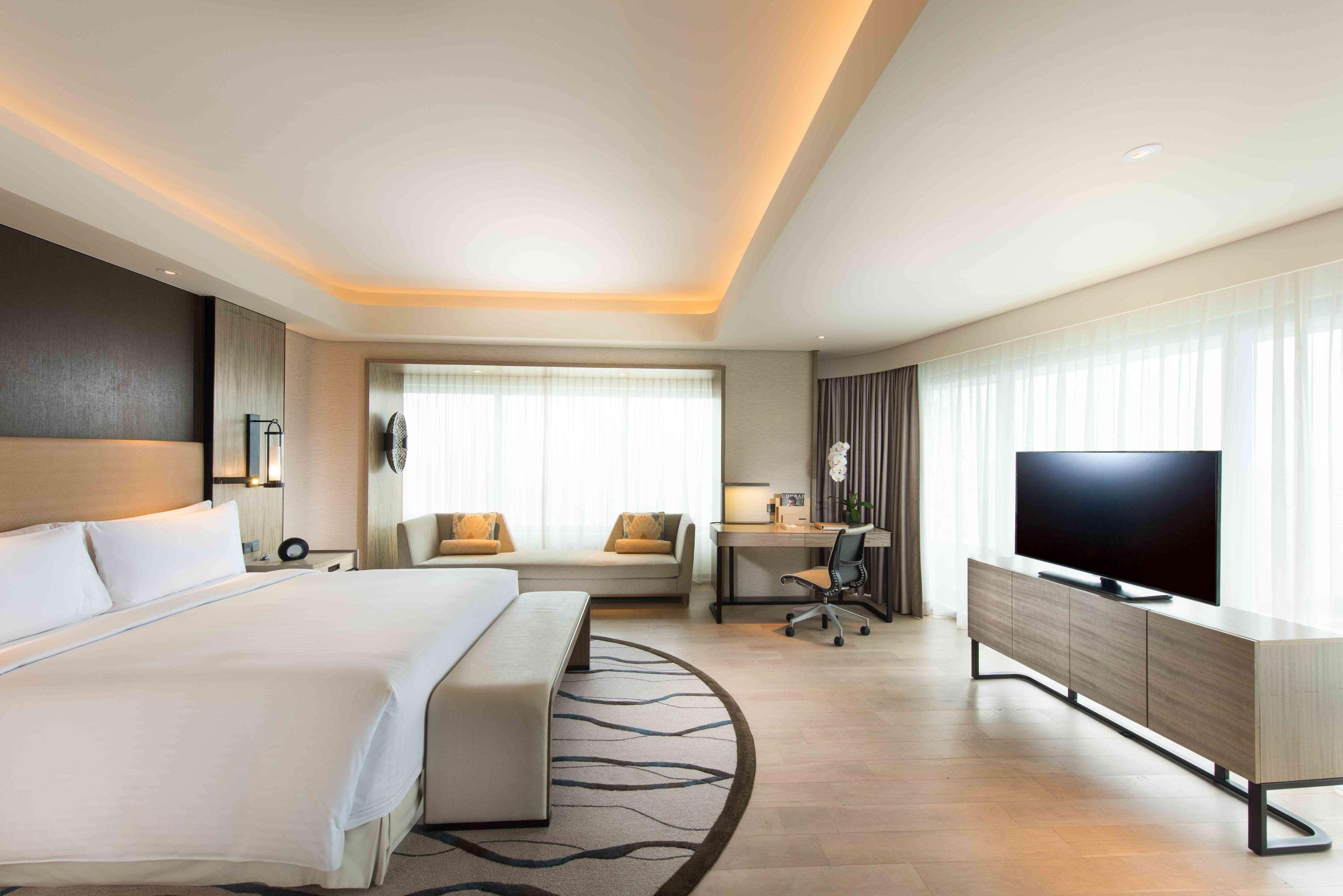 Double Premier King Bed