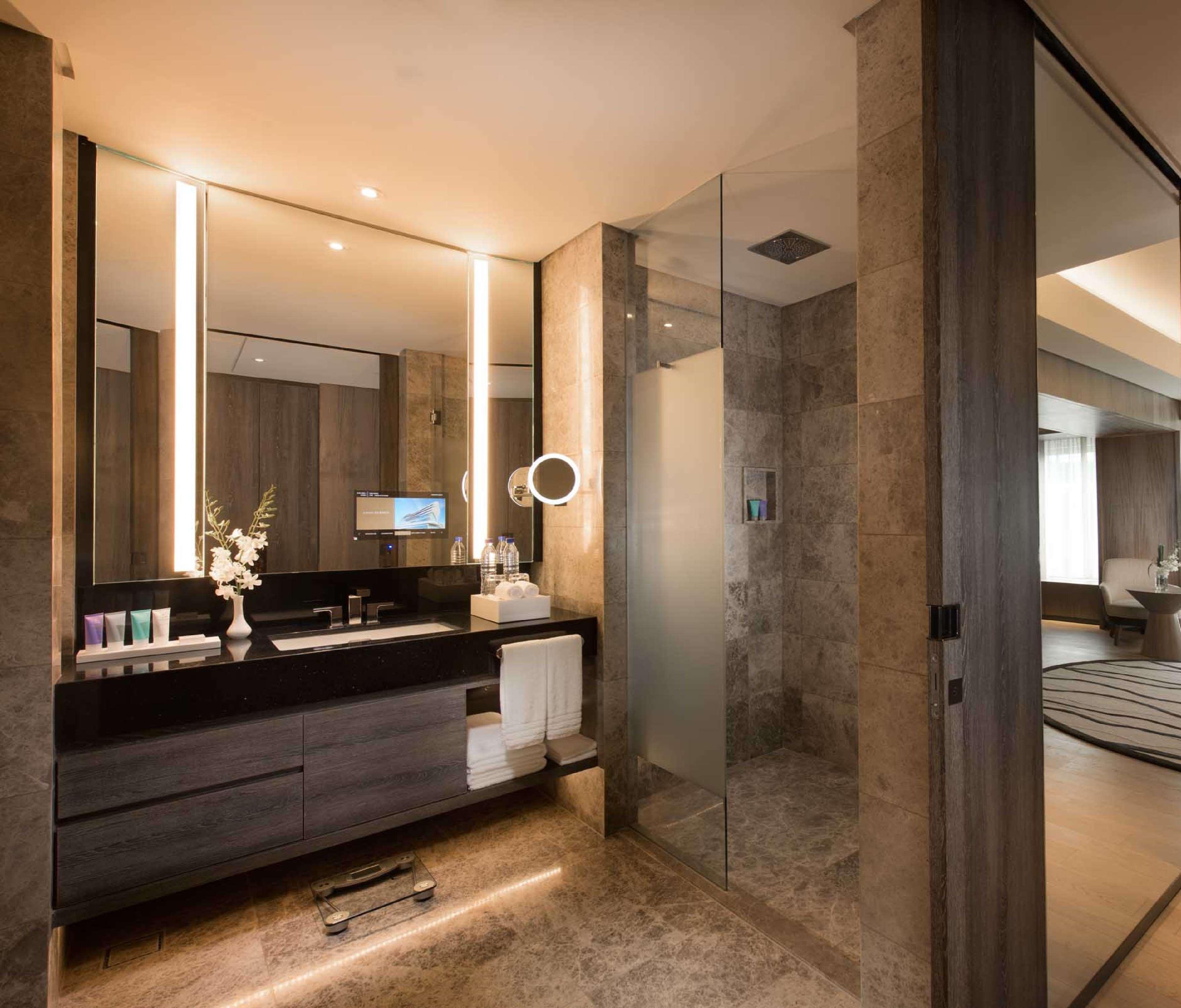 Double Premier King Bed