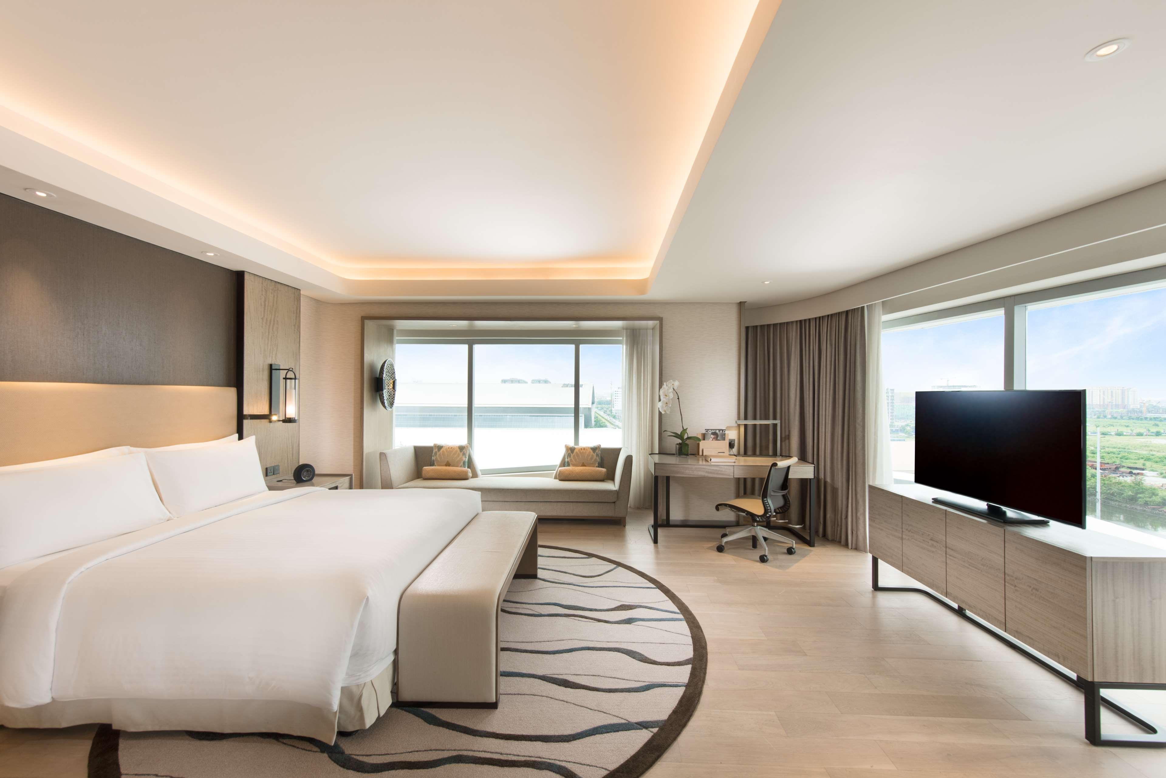 Double Premier King Bed