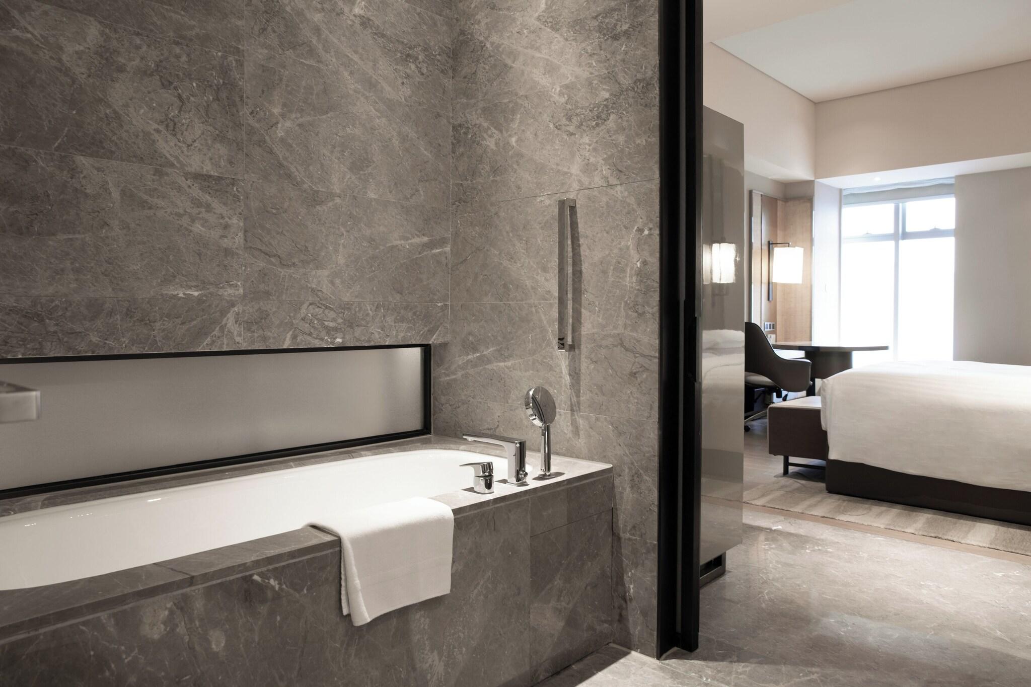 Quadruple Mountain View