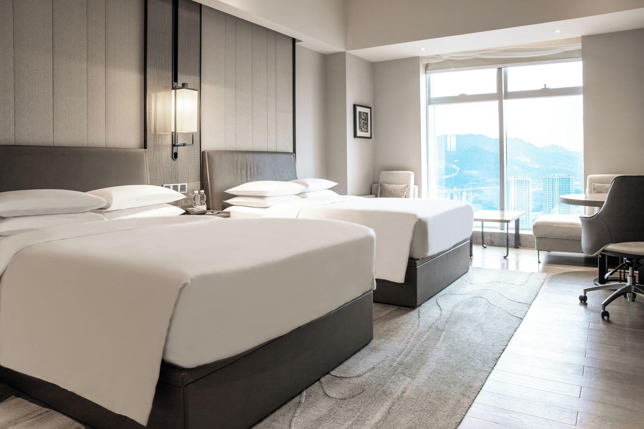 Quadruple Mountain View