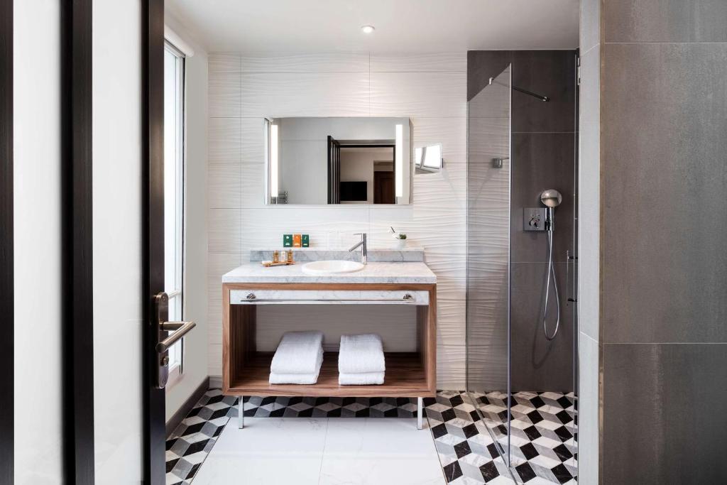 Double Deluxe with Balcony