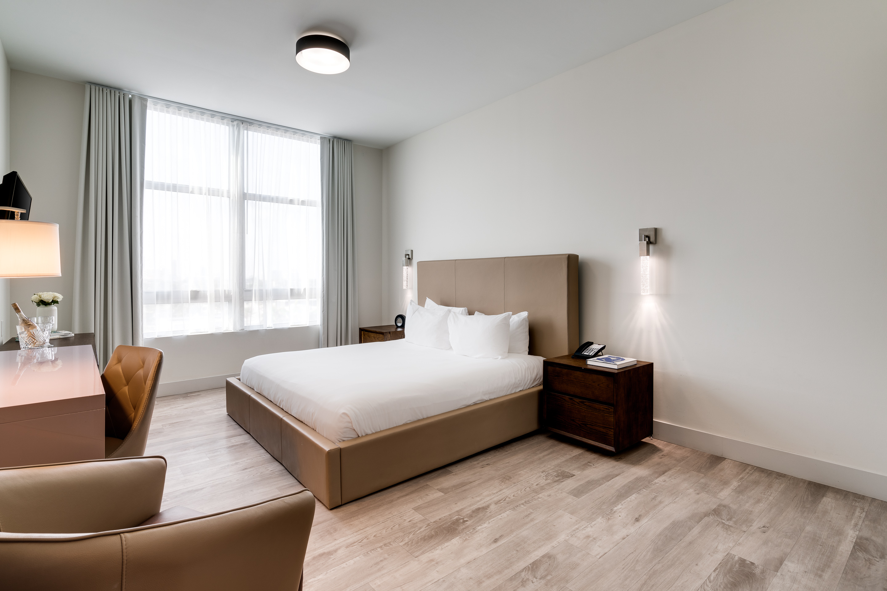 Studio King Bed One Bedroom 