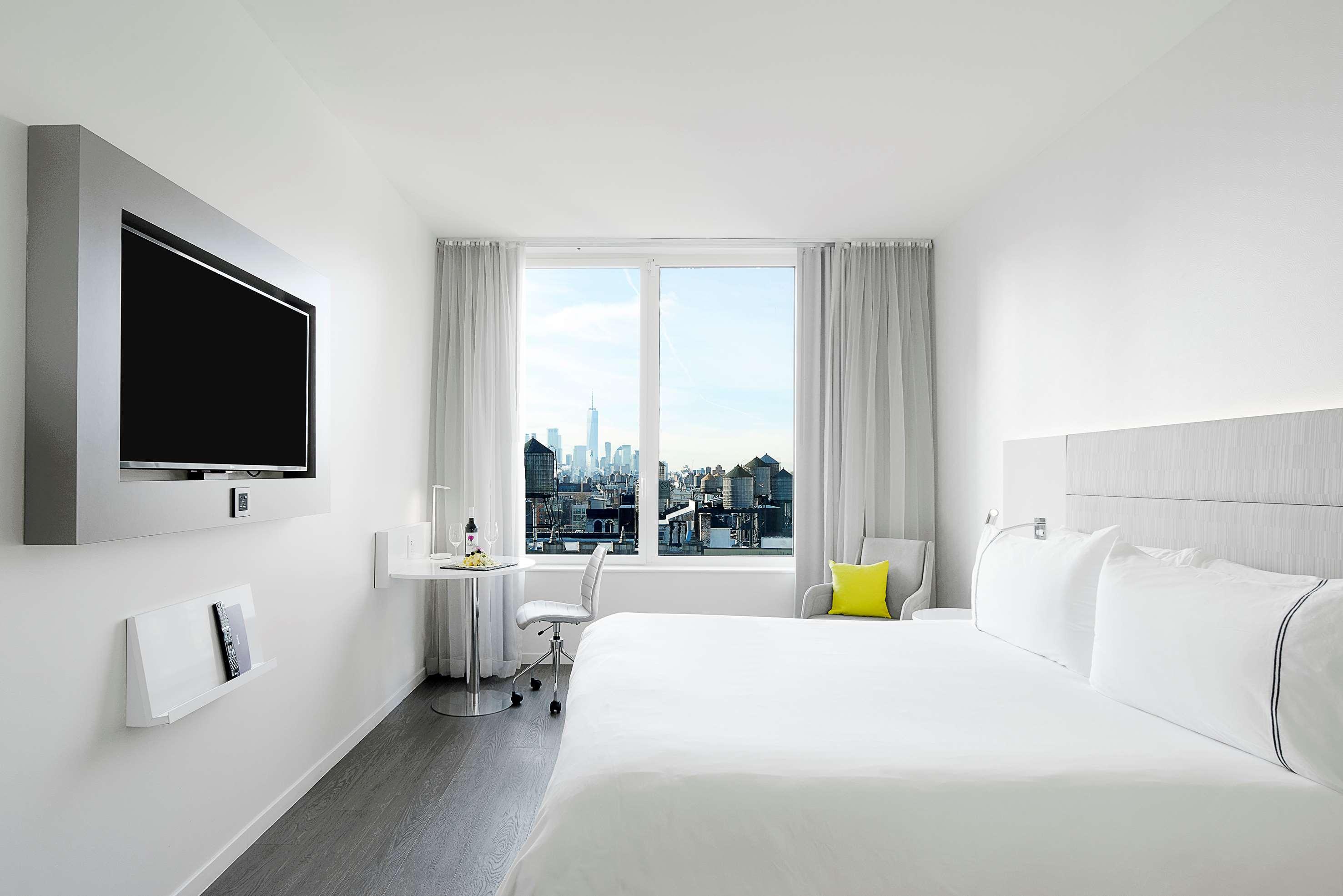 Double City View King Bed