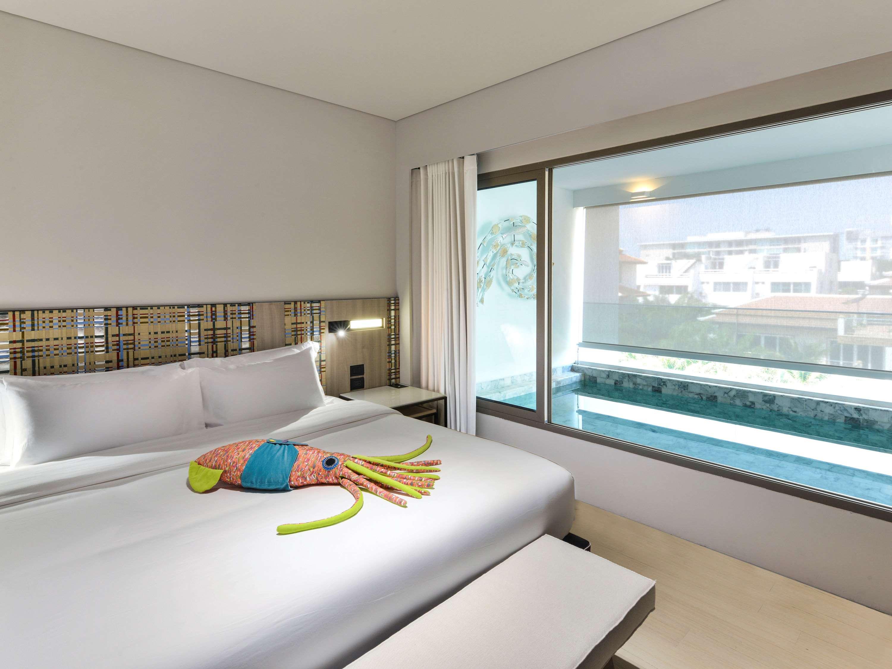 Family Room Pool View