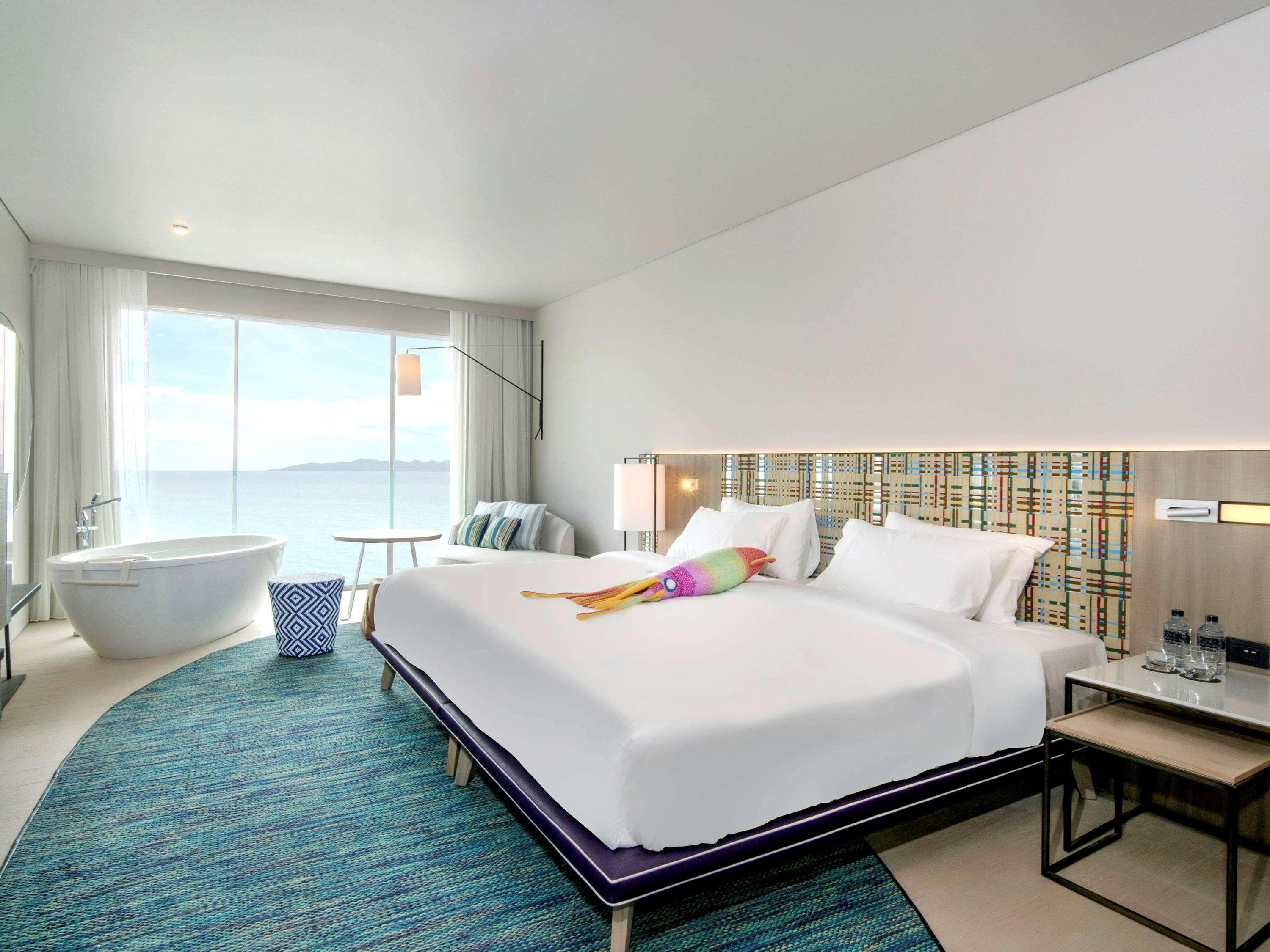 Double Ocean Front King Bed