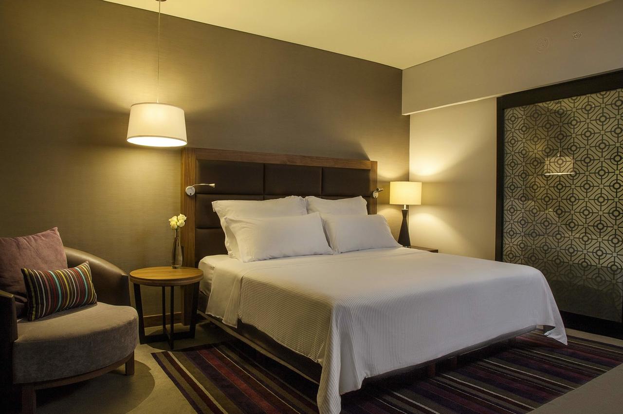 Room Deluxe King Bed