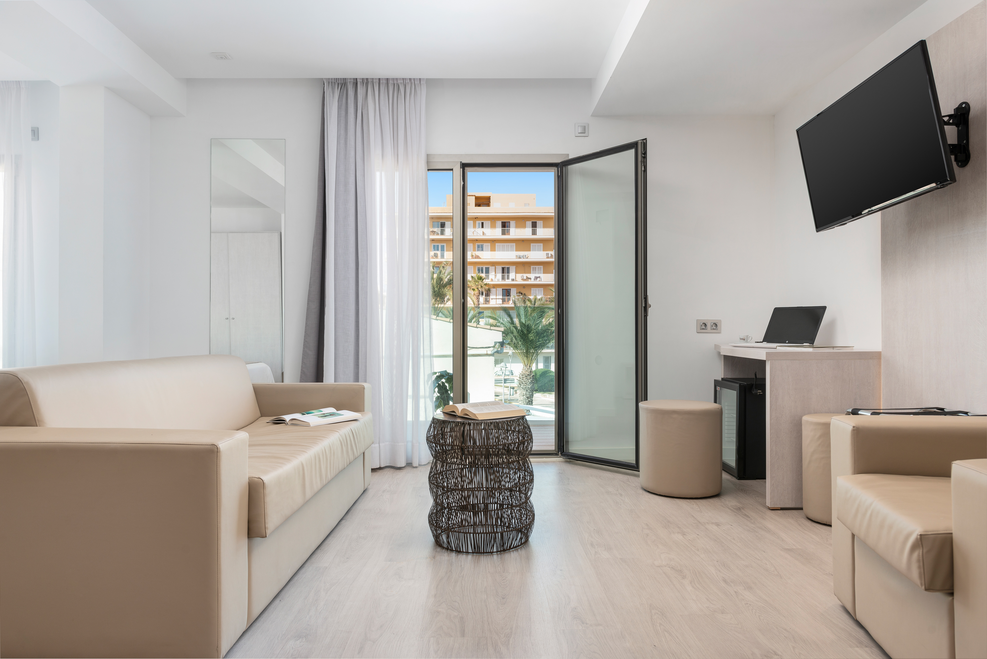 Family Room Sea View