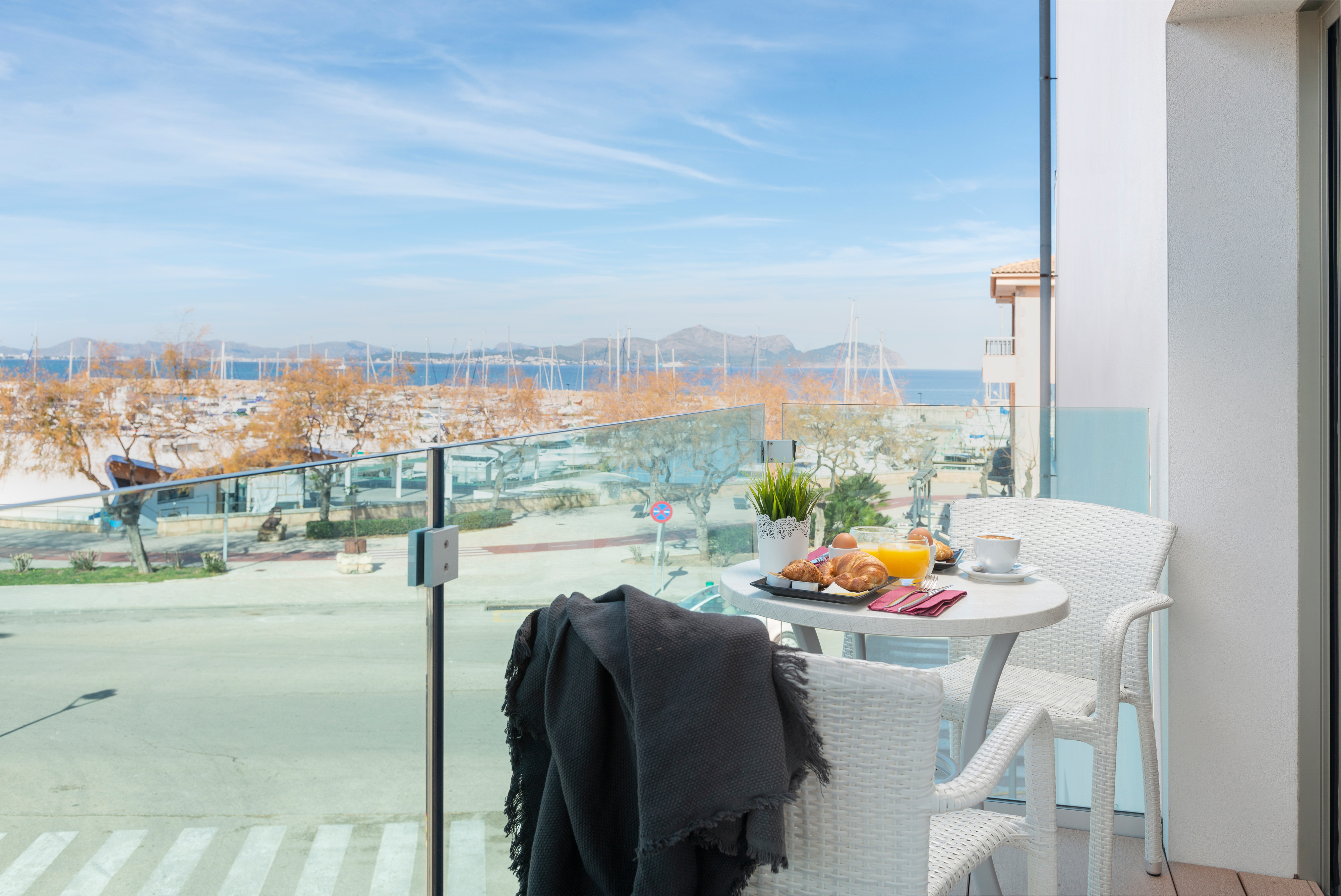 Family Room Sea View