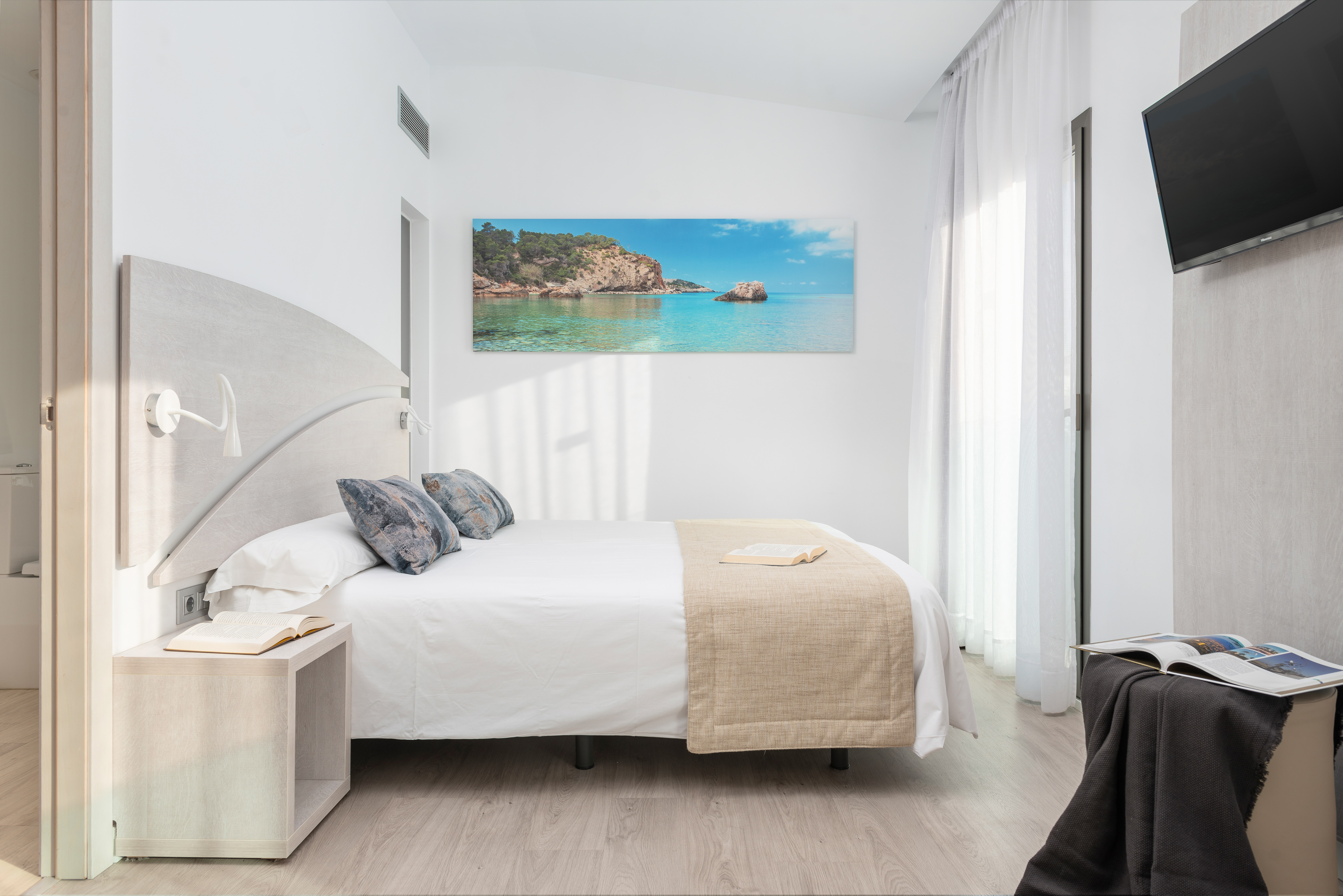 Double or Twin Standard