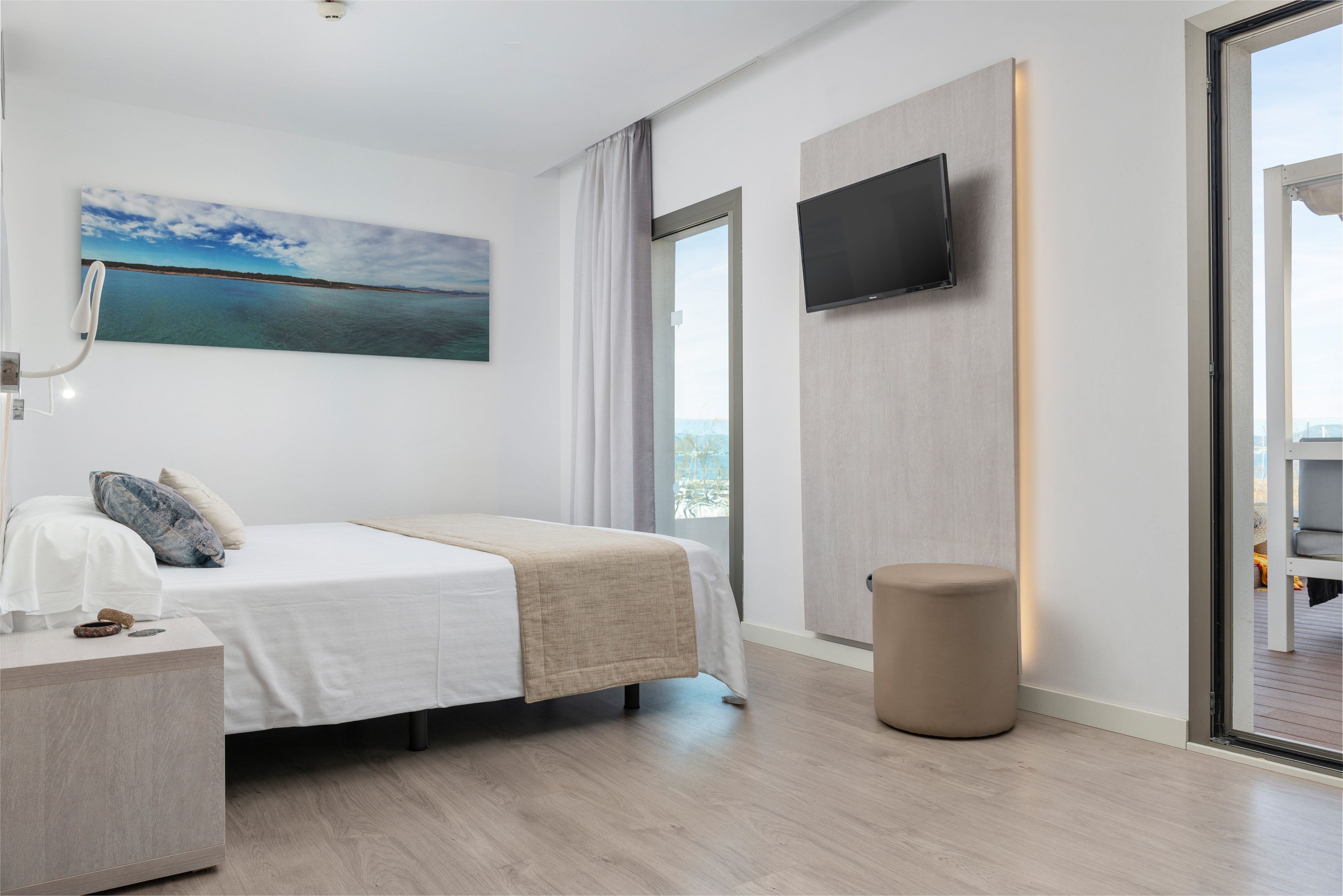 Double Single Deluxe Sea View