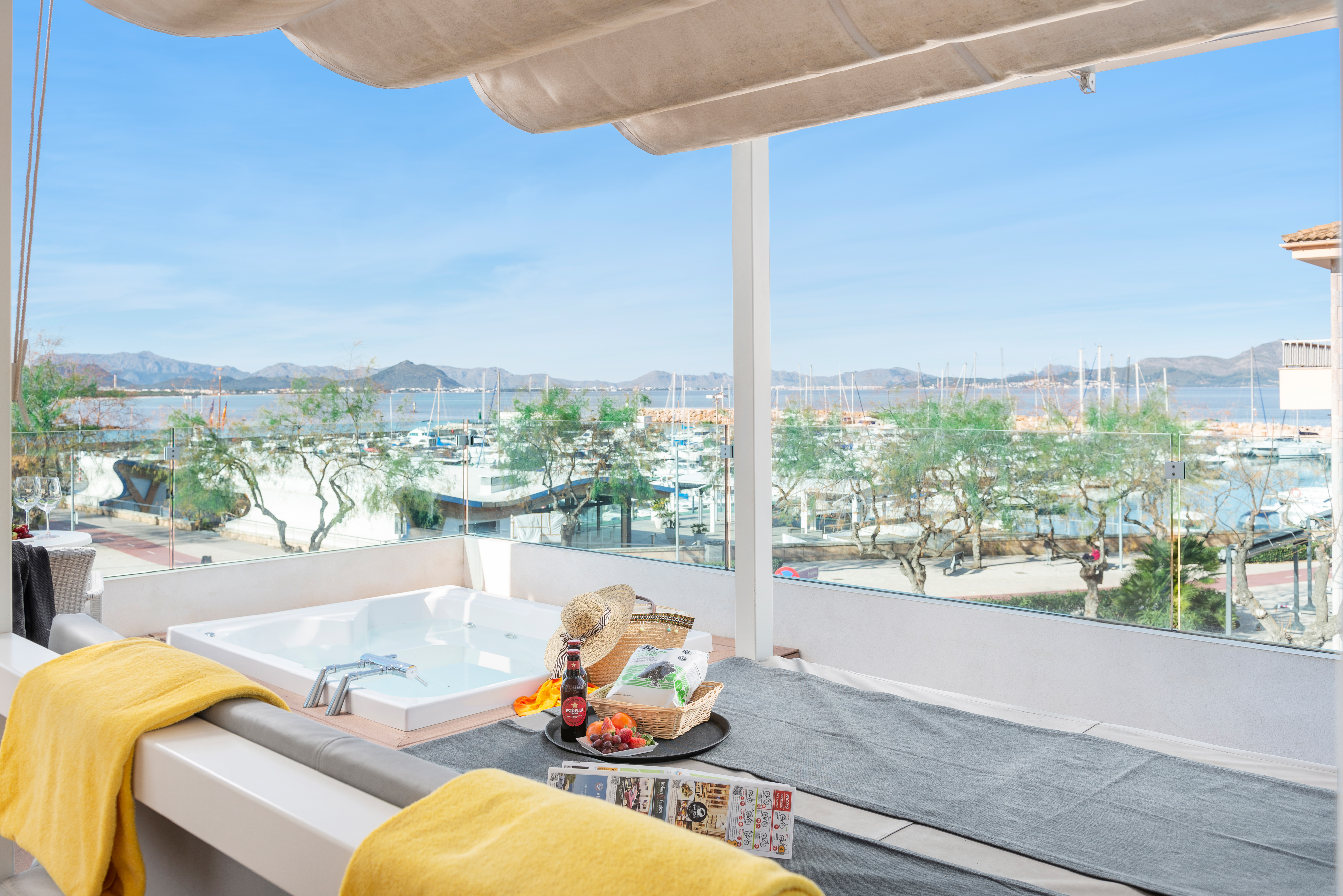 Double Single Deluxe Sea View