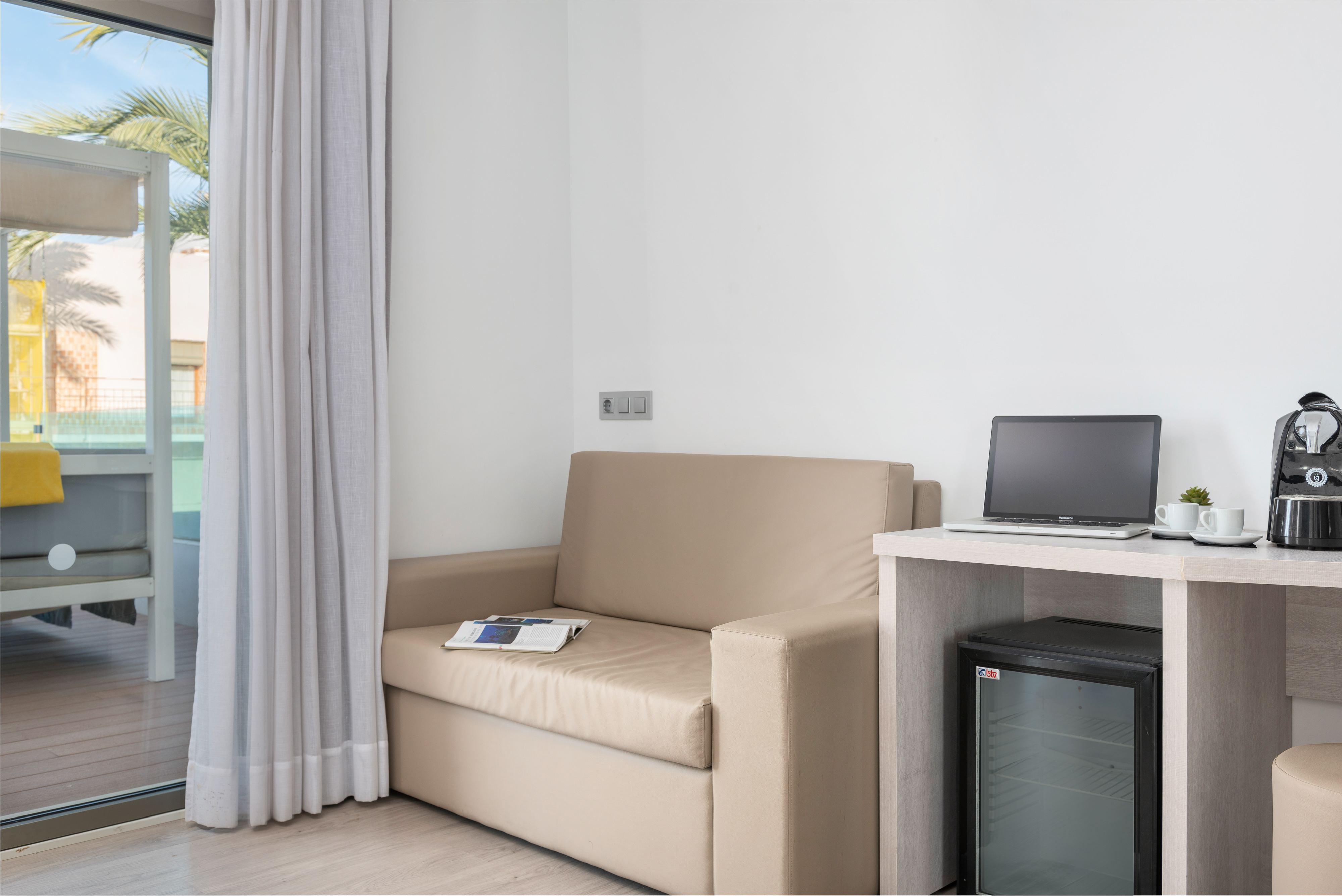 Double Single Deluxe Sea View