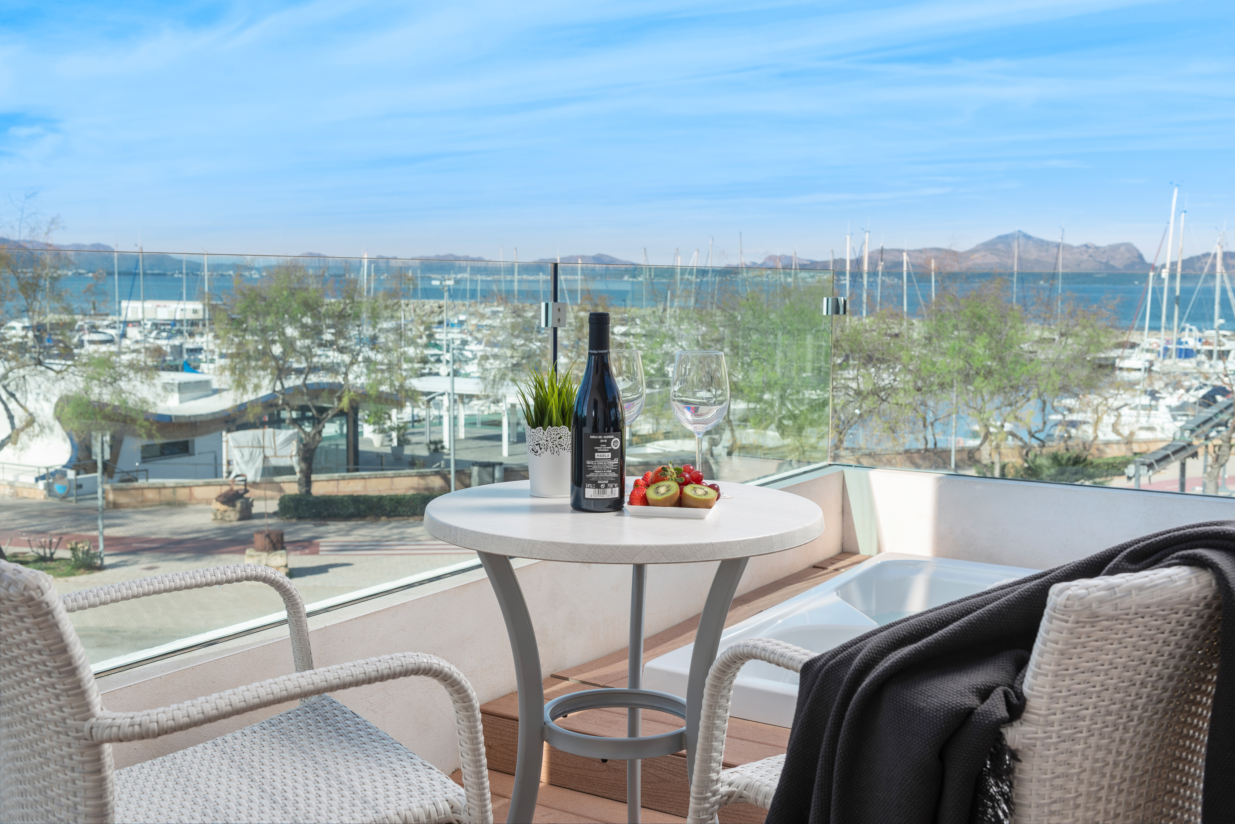 Double Single Deluxe Sea View