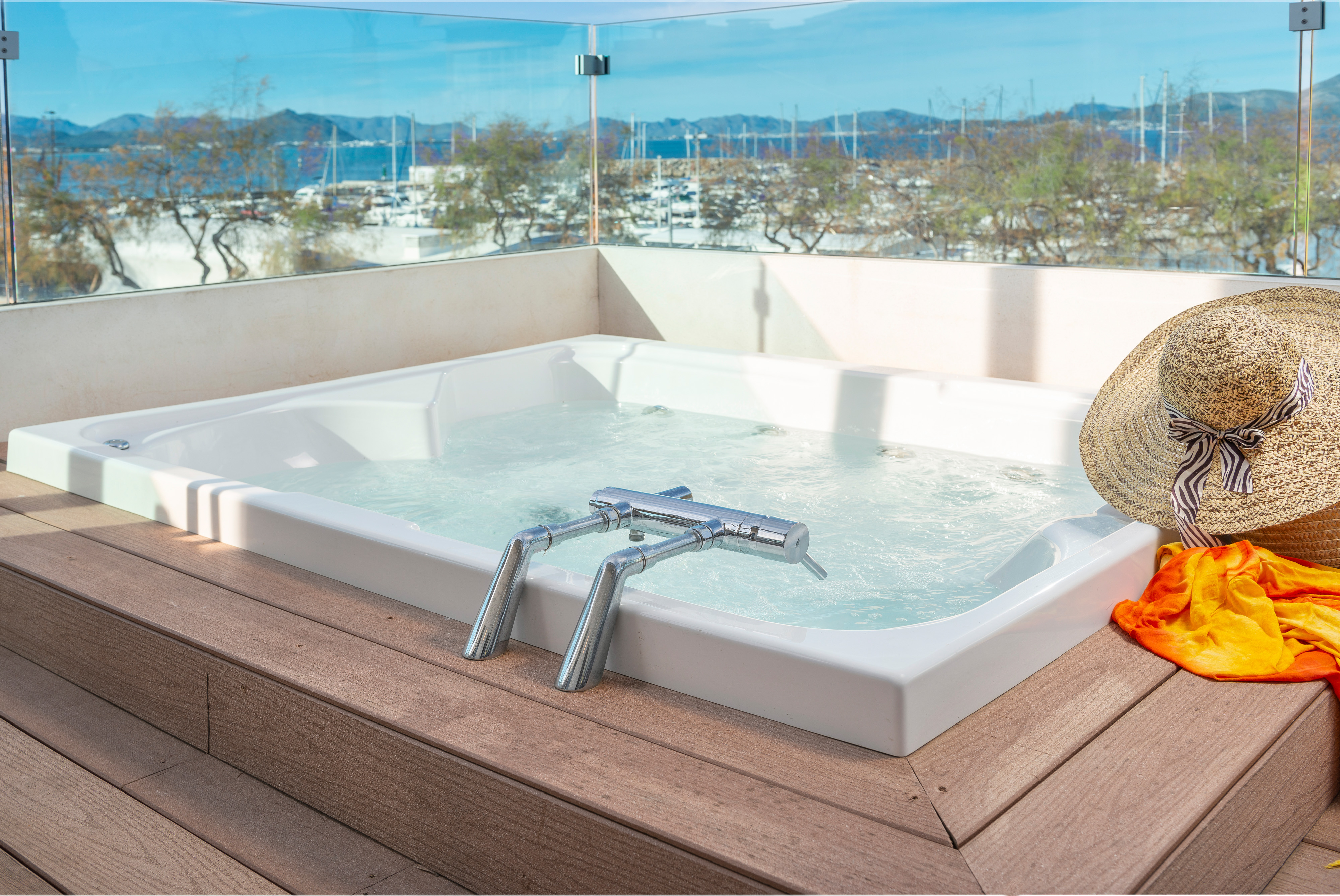 Double Single Deluxe Sea View