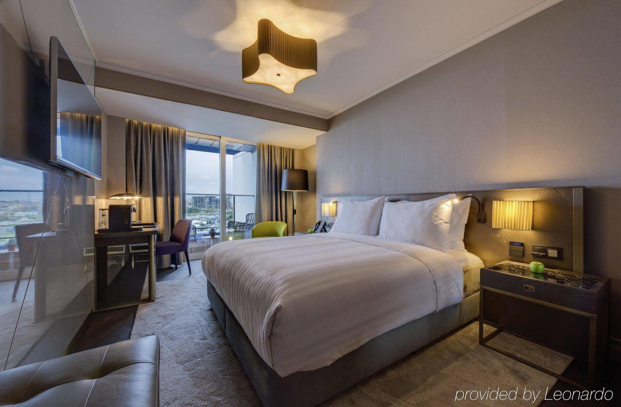 Family Room Connecting Room