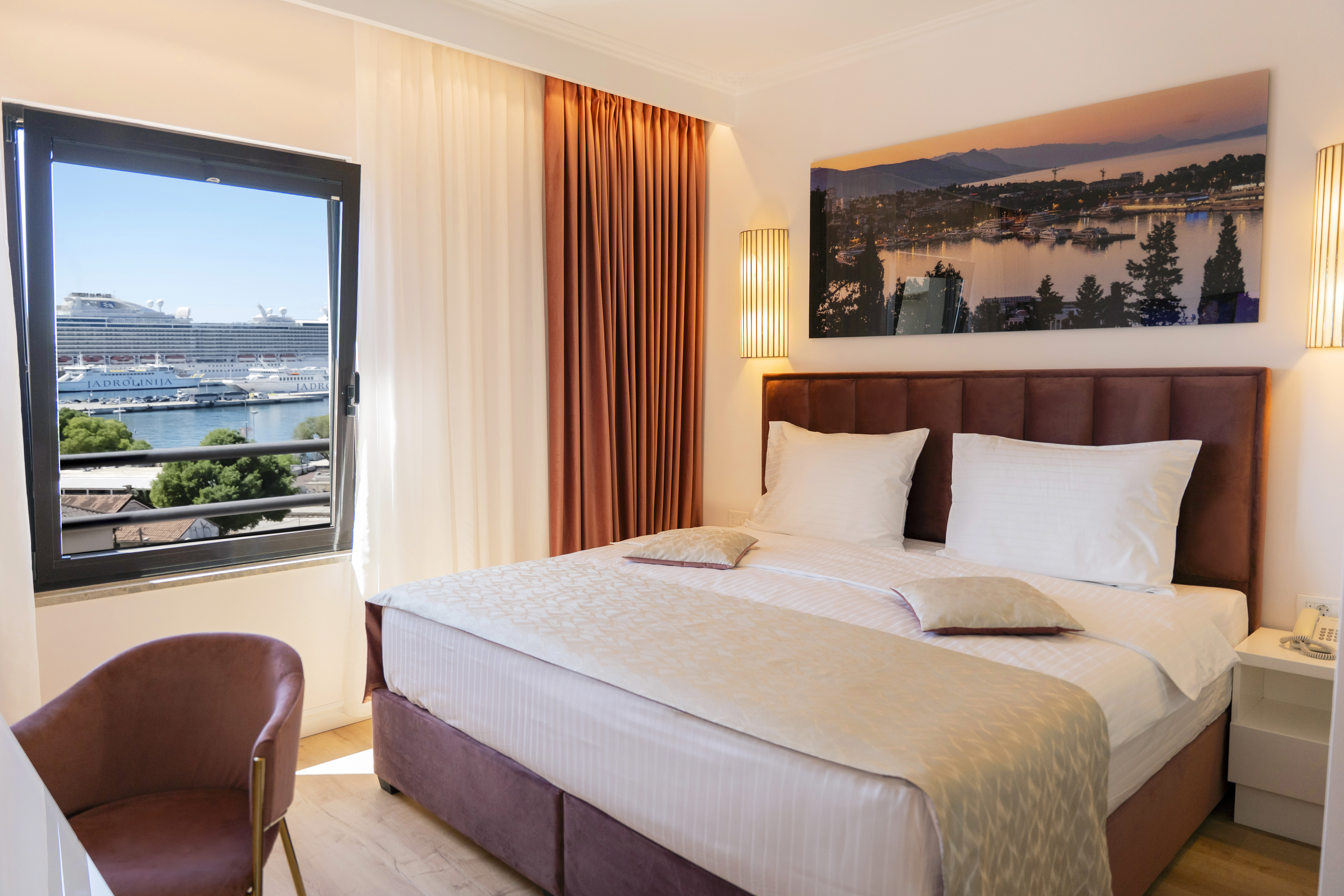 Double or Twin Standard